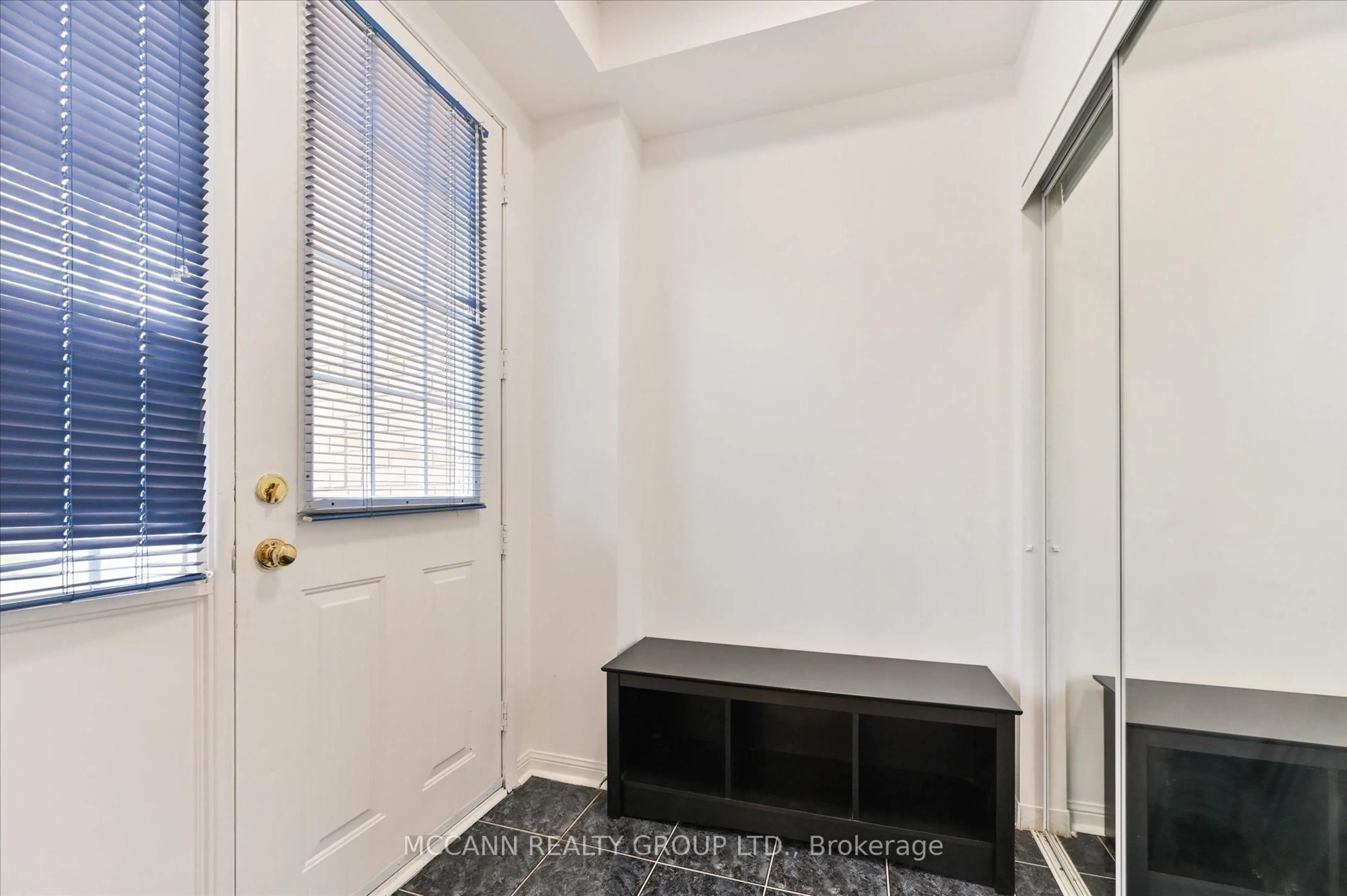 Indoor entryway for 103 Whites Hill Ave, Markham Ontario L6B 1C2