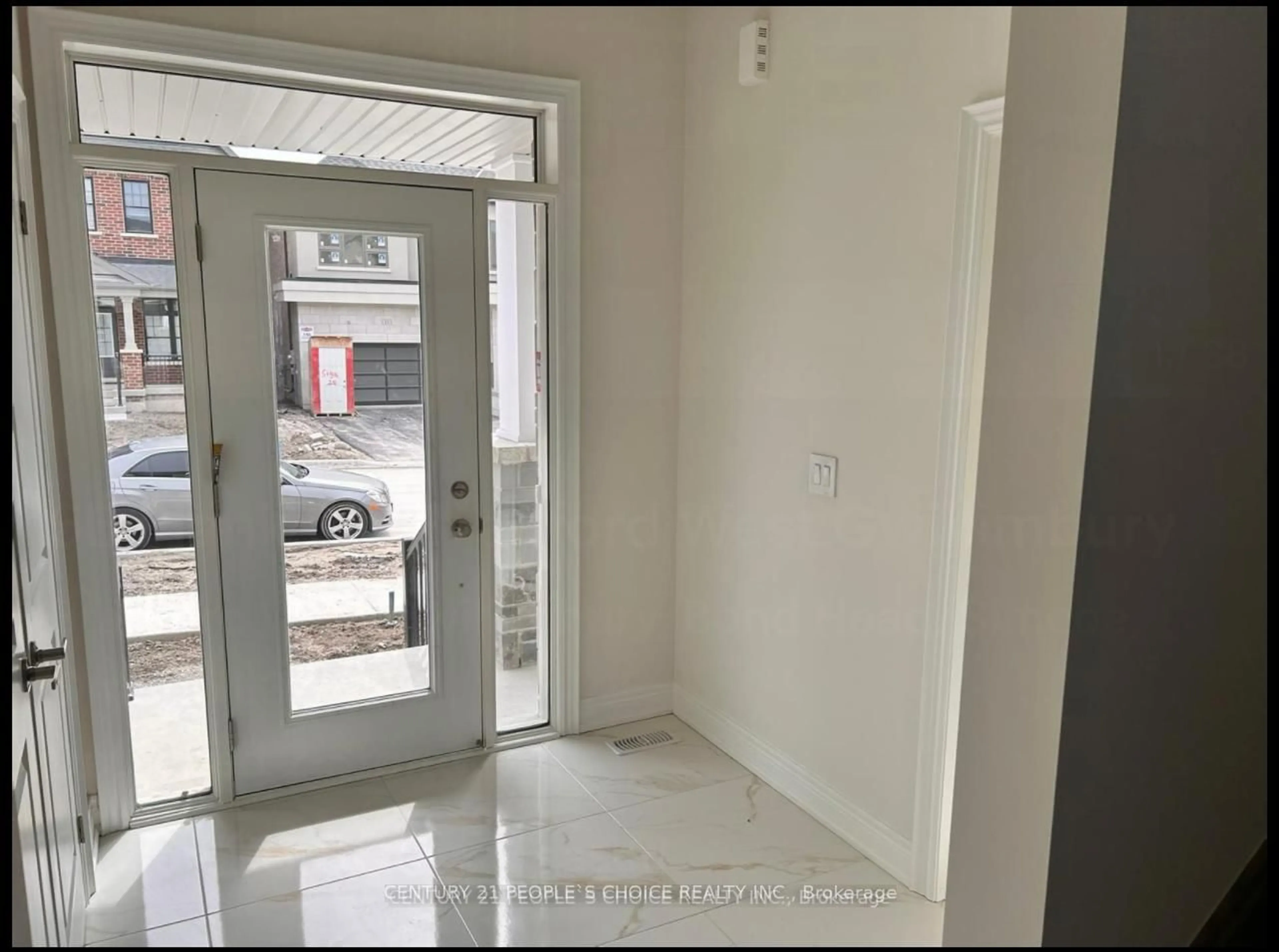 Indoor foyer for 56 Plank Rd, Bradford West Gwillimbury Ontario L3Z 4N3