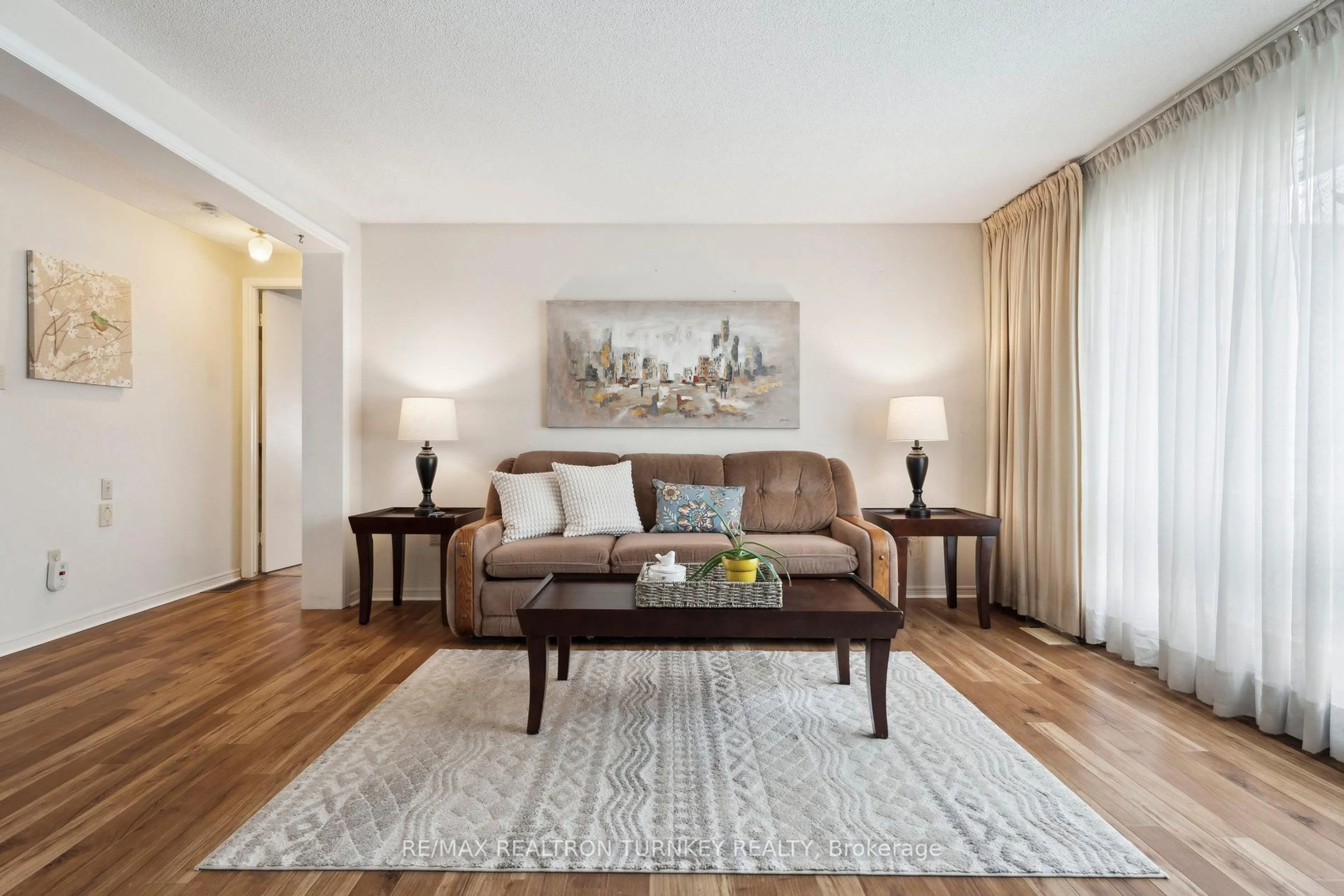 Living room with furniture, unknown for 36 Tecumseth Pines Dr, New Tecumseth Ontario L0G 1W0
