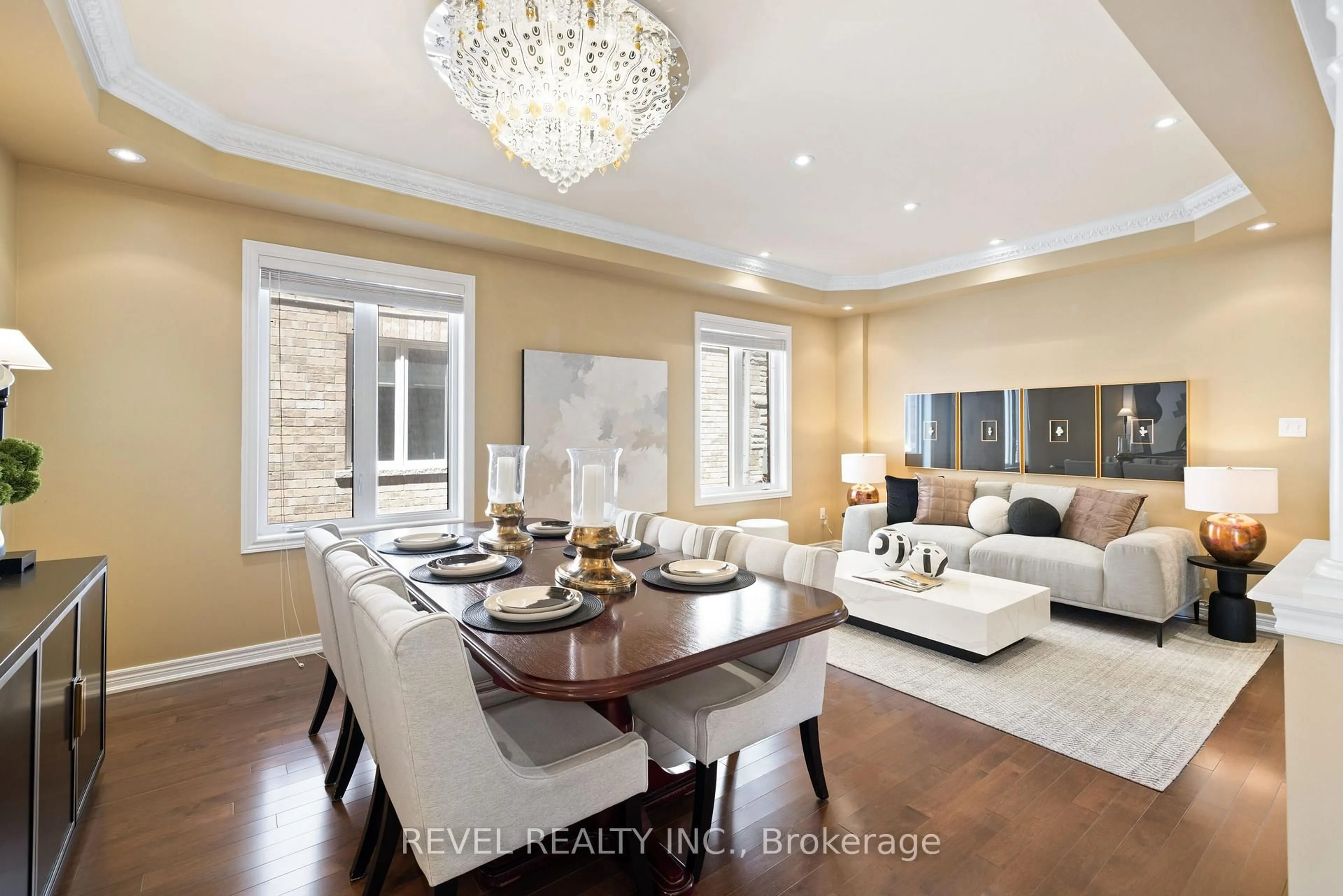 Dining room, wood/laminate floor for 16 Terrance Dr, Markham Ontario L6B 0M2