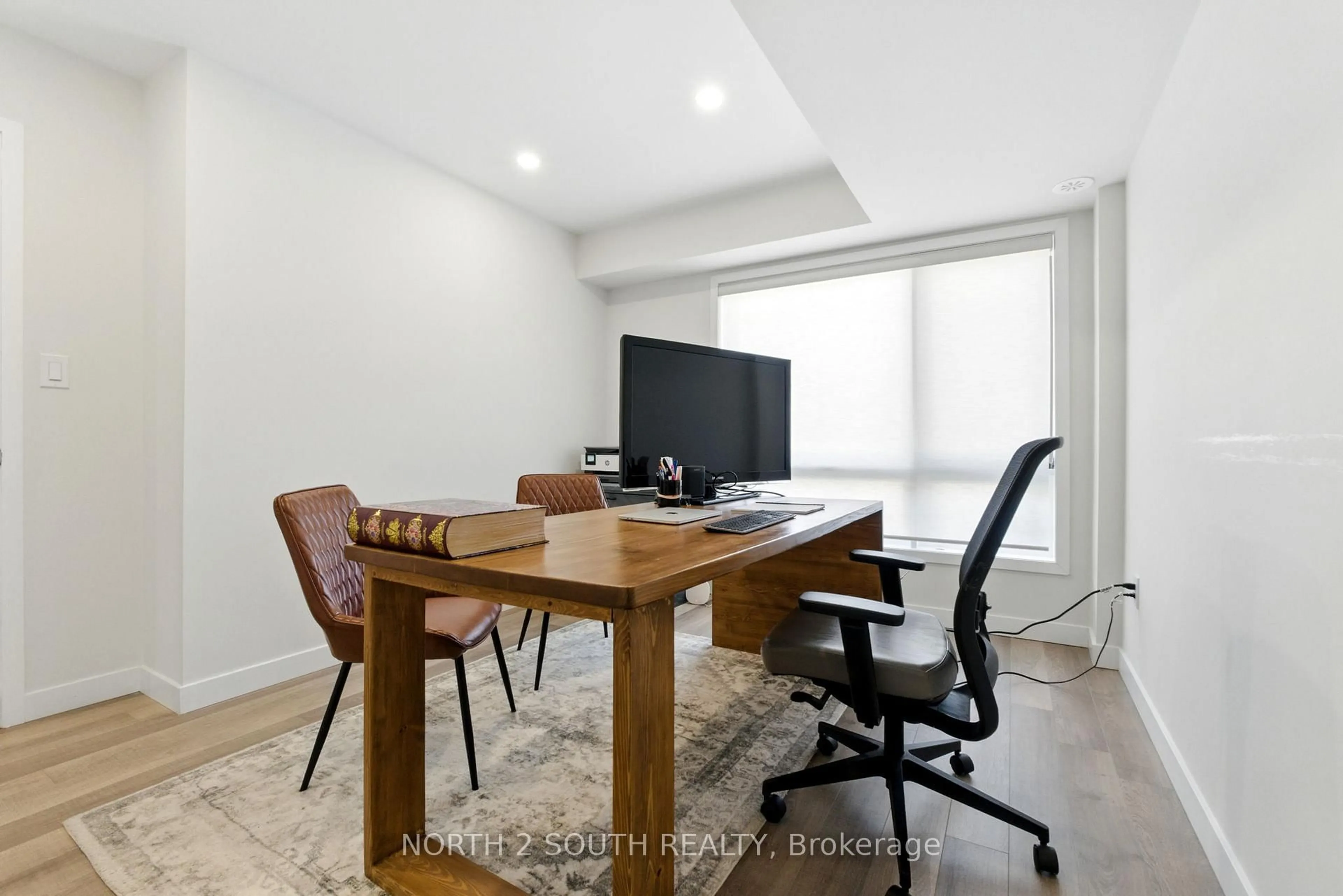 A pic of a room for 20 Thomas Armstrong Lane #10, Richmond Hill Ontario L4C 5S6