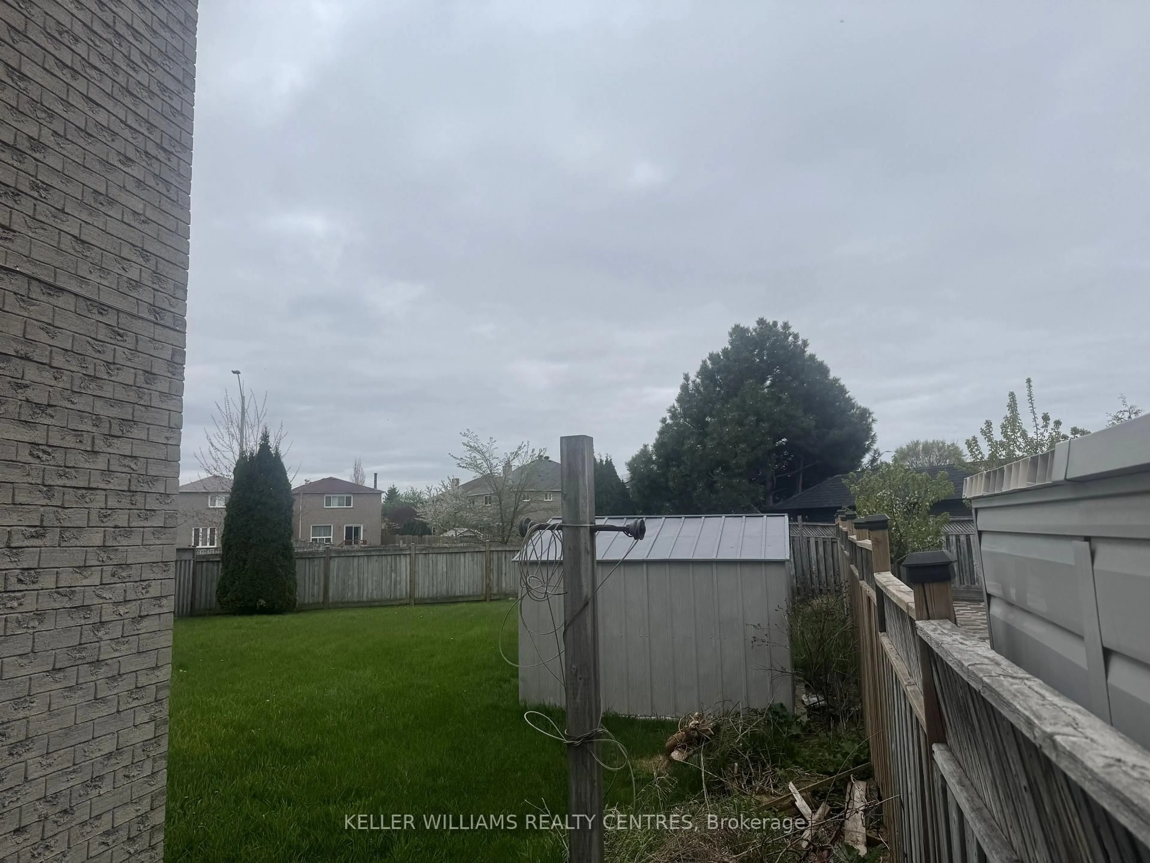 Unknown for 23 Alderbury Dr, Markham Ontario L3S 2V2