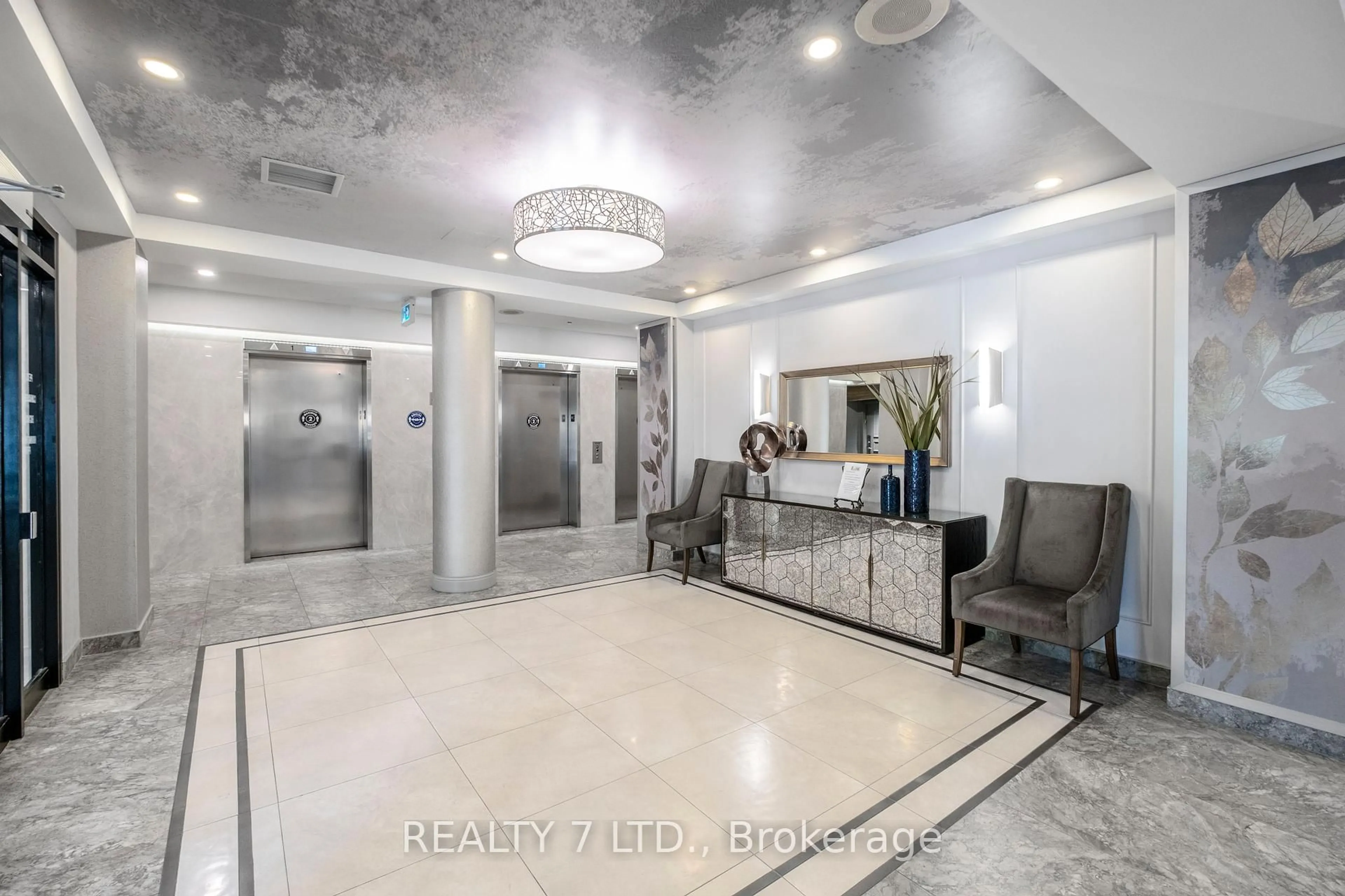 Lobby for 120 Promenade Circ #909, Vaughan Ontario L4J 7W9