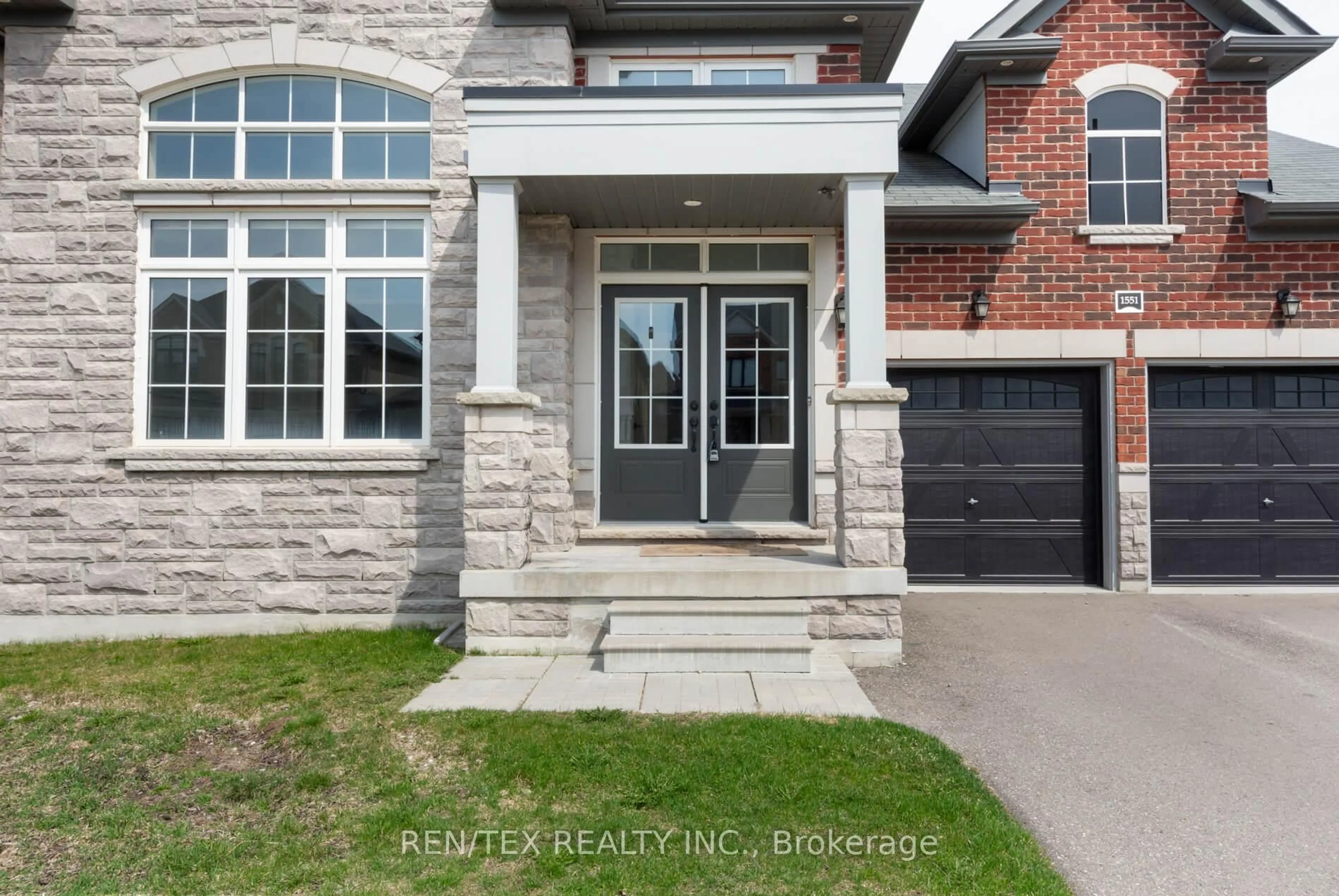 Home with brick exterior material, street for 1551 Emberton Way, Innisfil Ontario L9S 0L6