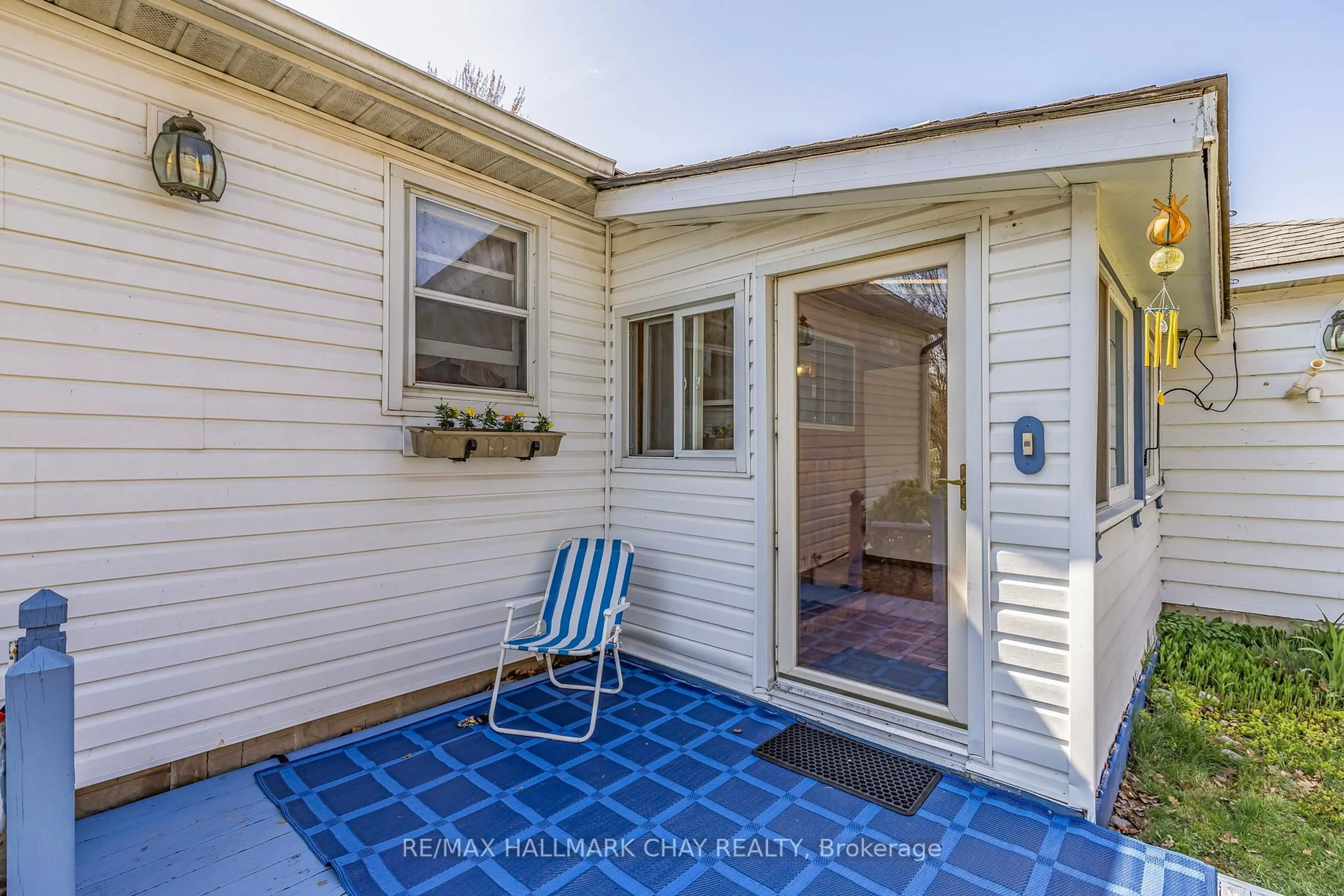 Unknown for 270 Hollywood Dr, Georgina Ontario L4P 2Z8