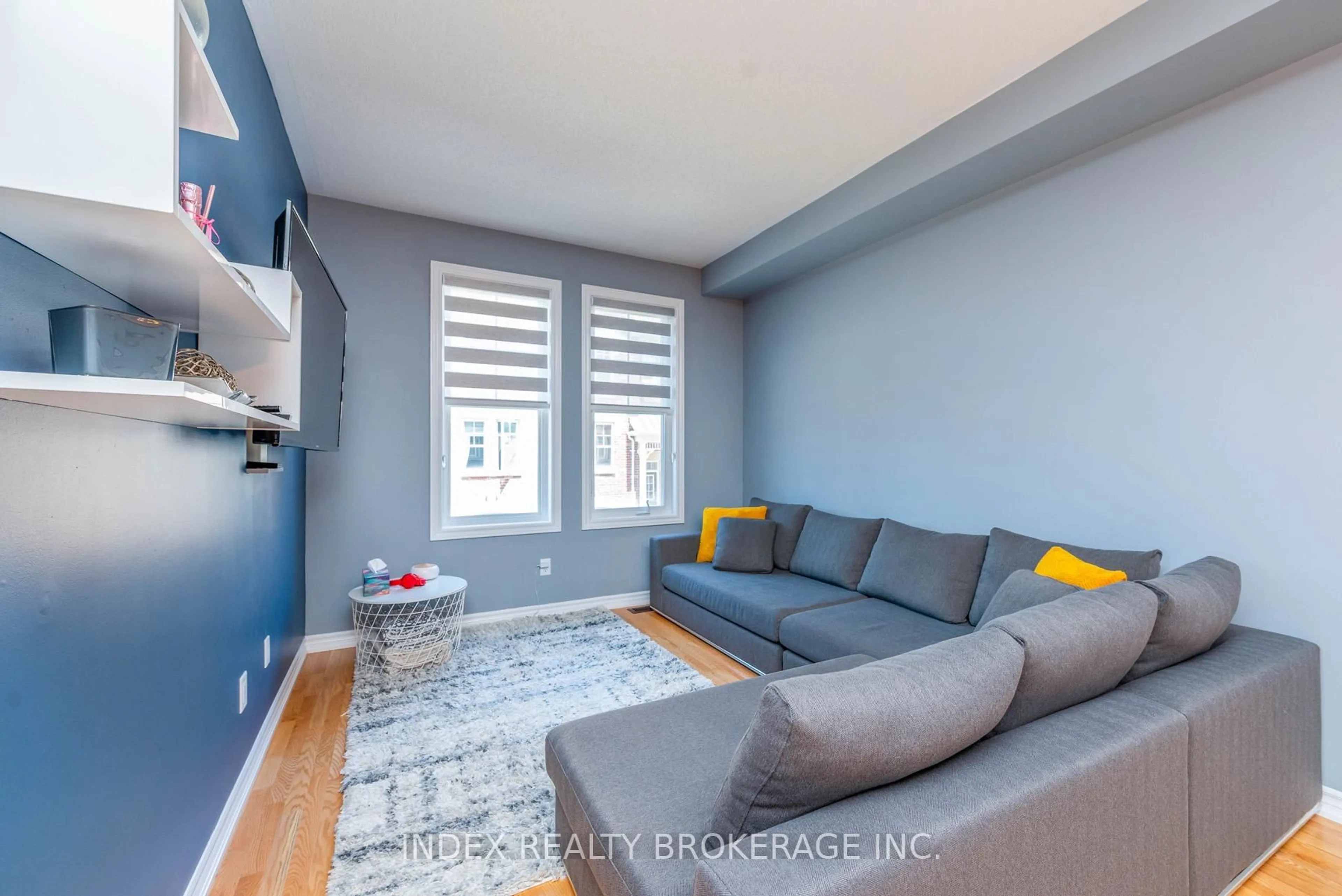 Living room with furniture, unknown for 10 Porter Ave #26, Vaughan Ontario L6L 0H1