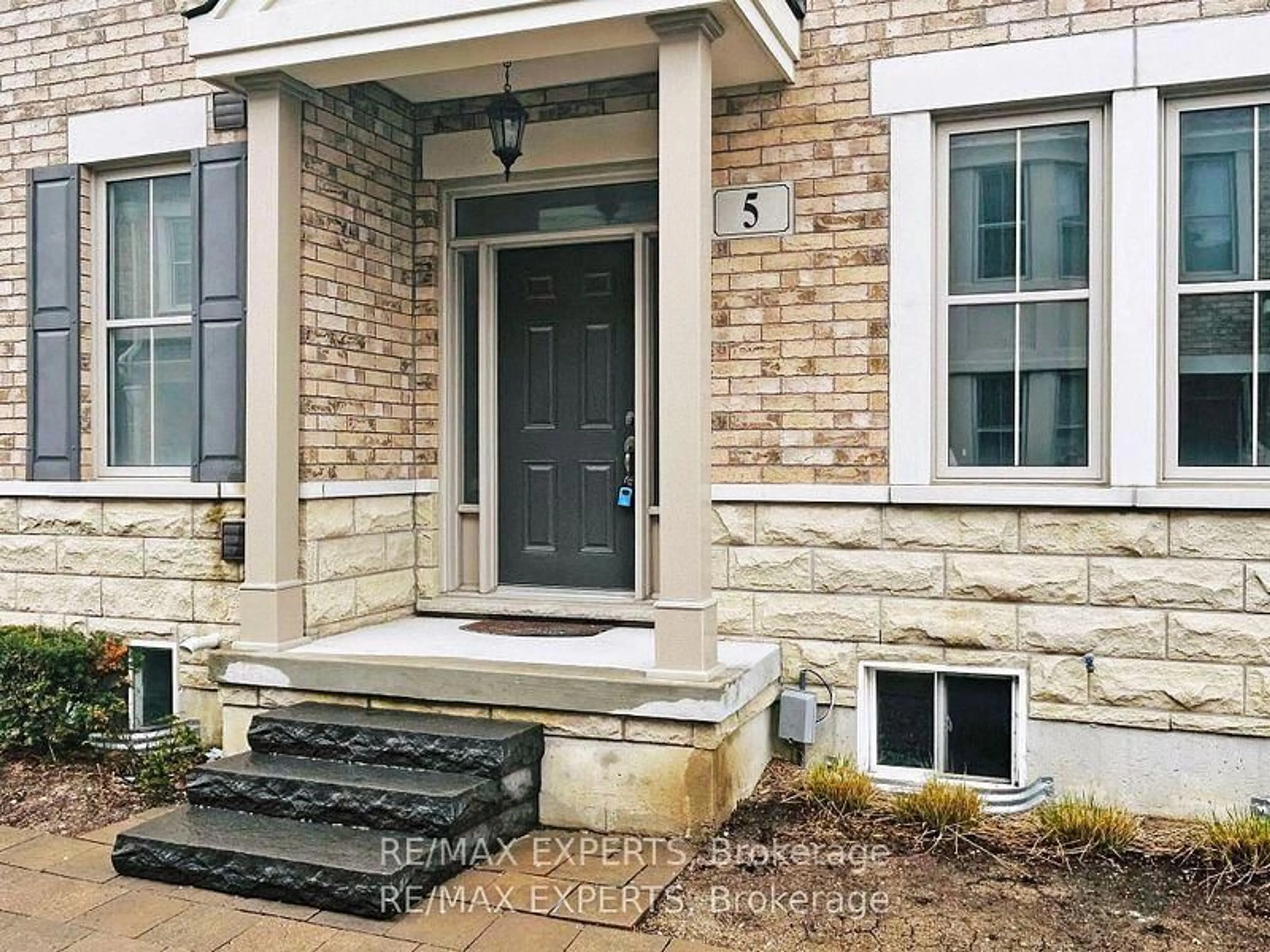 Home with brick exterior material, street for 5 Amherst Circ, Vaughan Ontario L6A 5A8