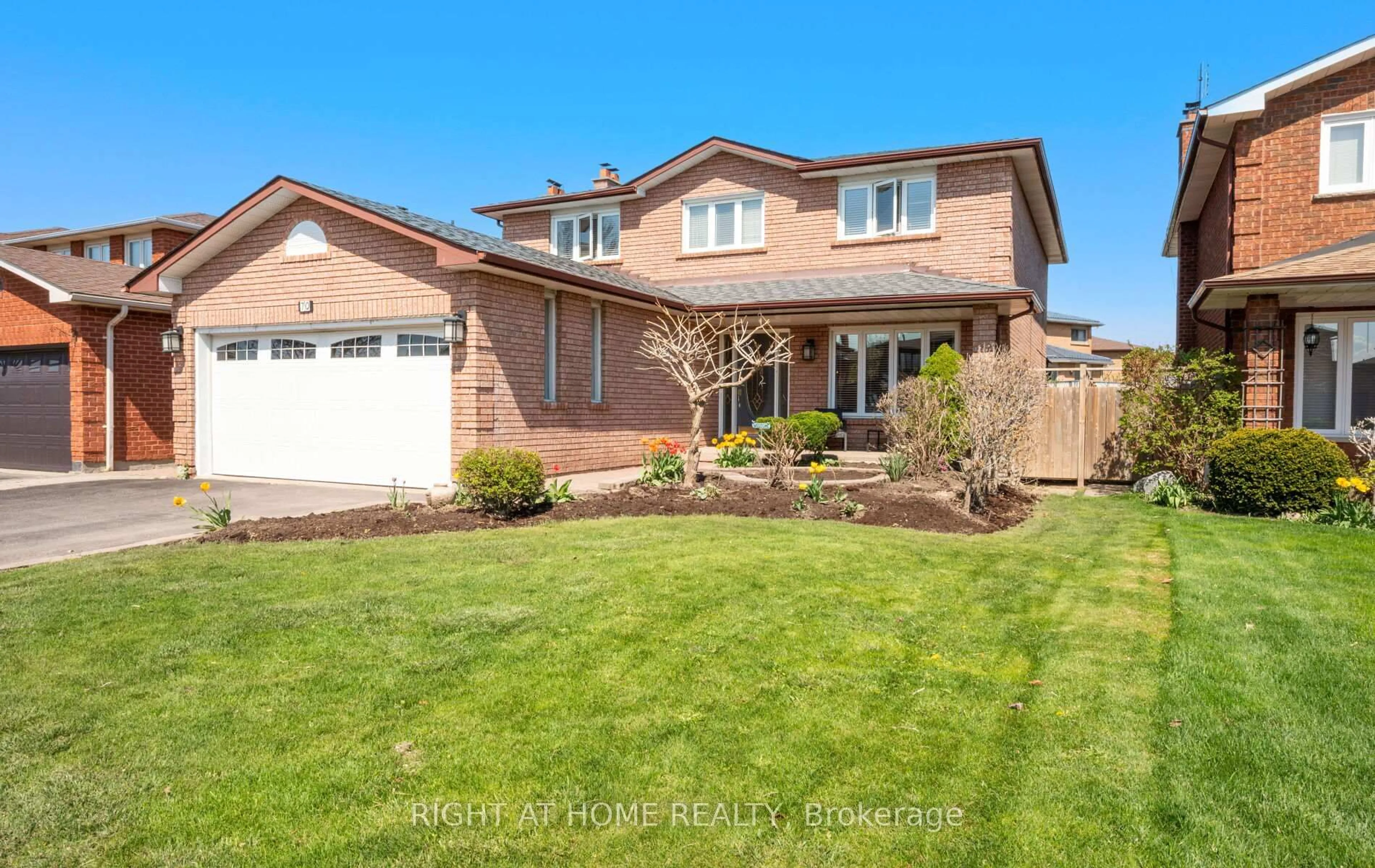 Home with brick exterior material, street for 70 Gardner Pl, Vaughan Ontario L6A 1C2