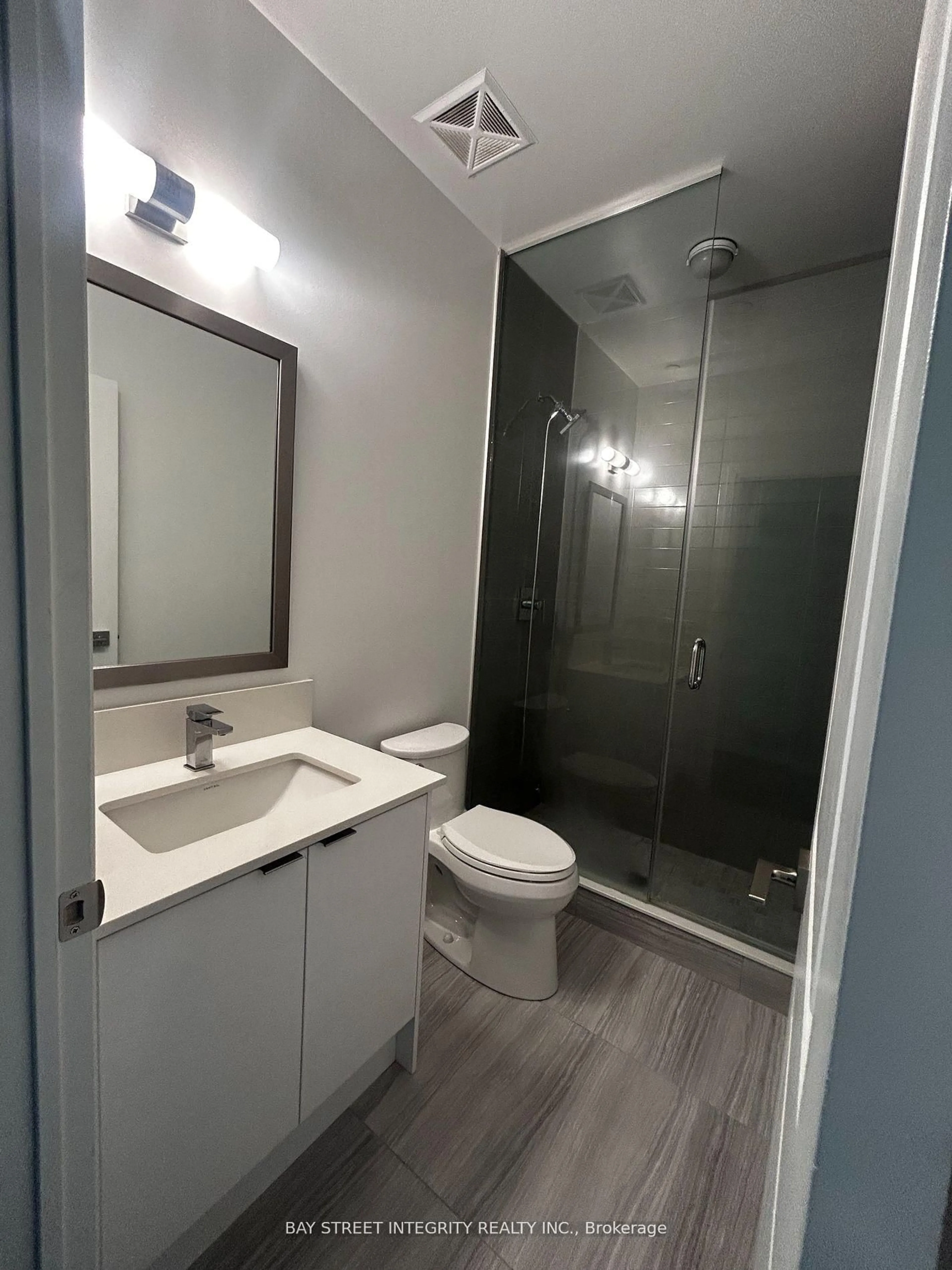 Standard bathroom, unknown for 11782 Ninth Line #808, Whitchurch-Stouffville Ontario L4A 5E9