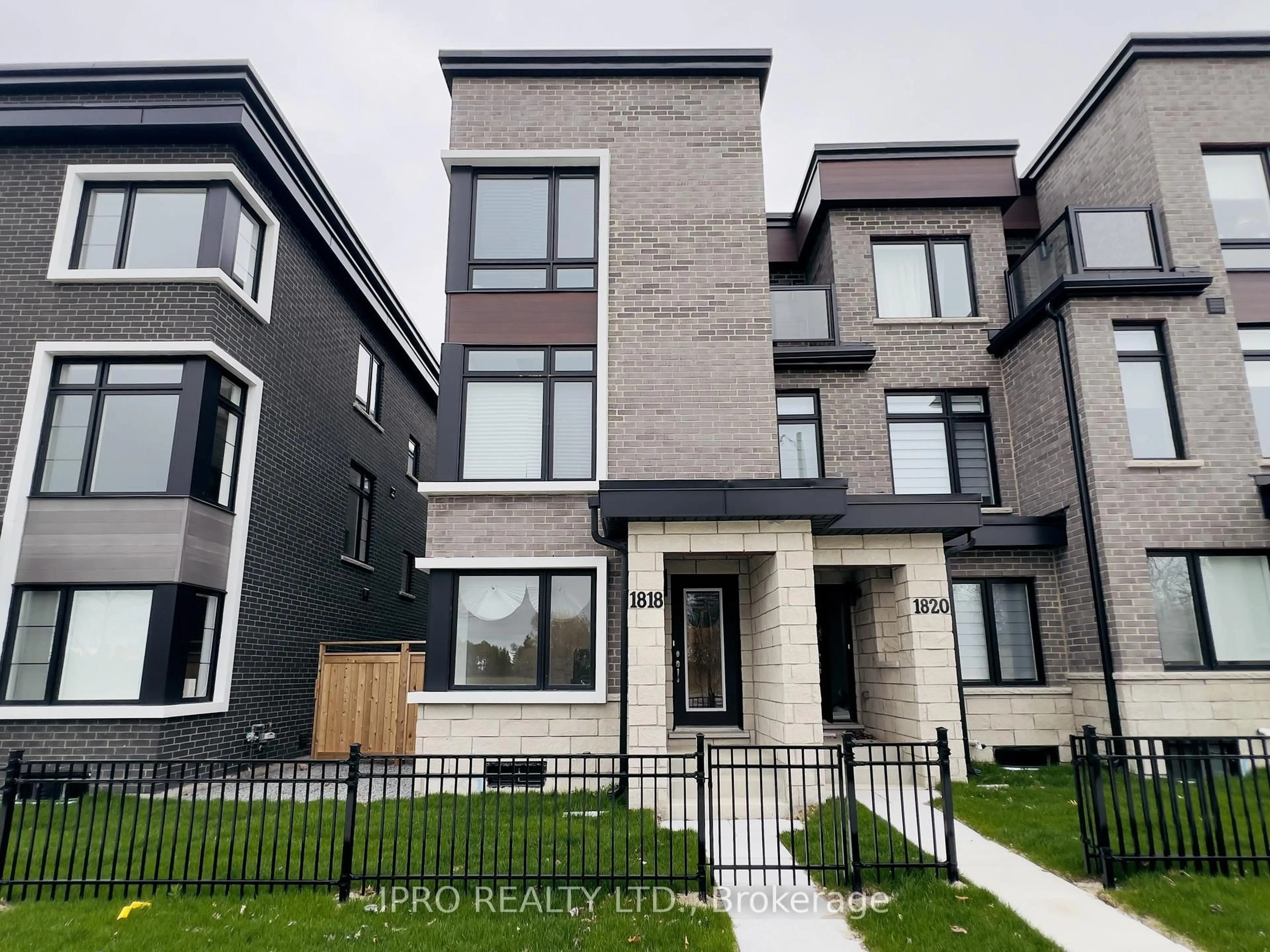 Home with brick exterior material, street for 1818 Donald Cousens Pkwy, Markham Ontario L6B 0V5
