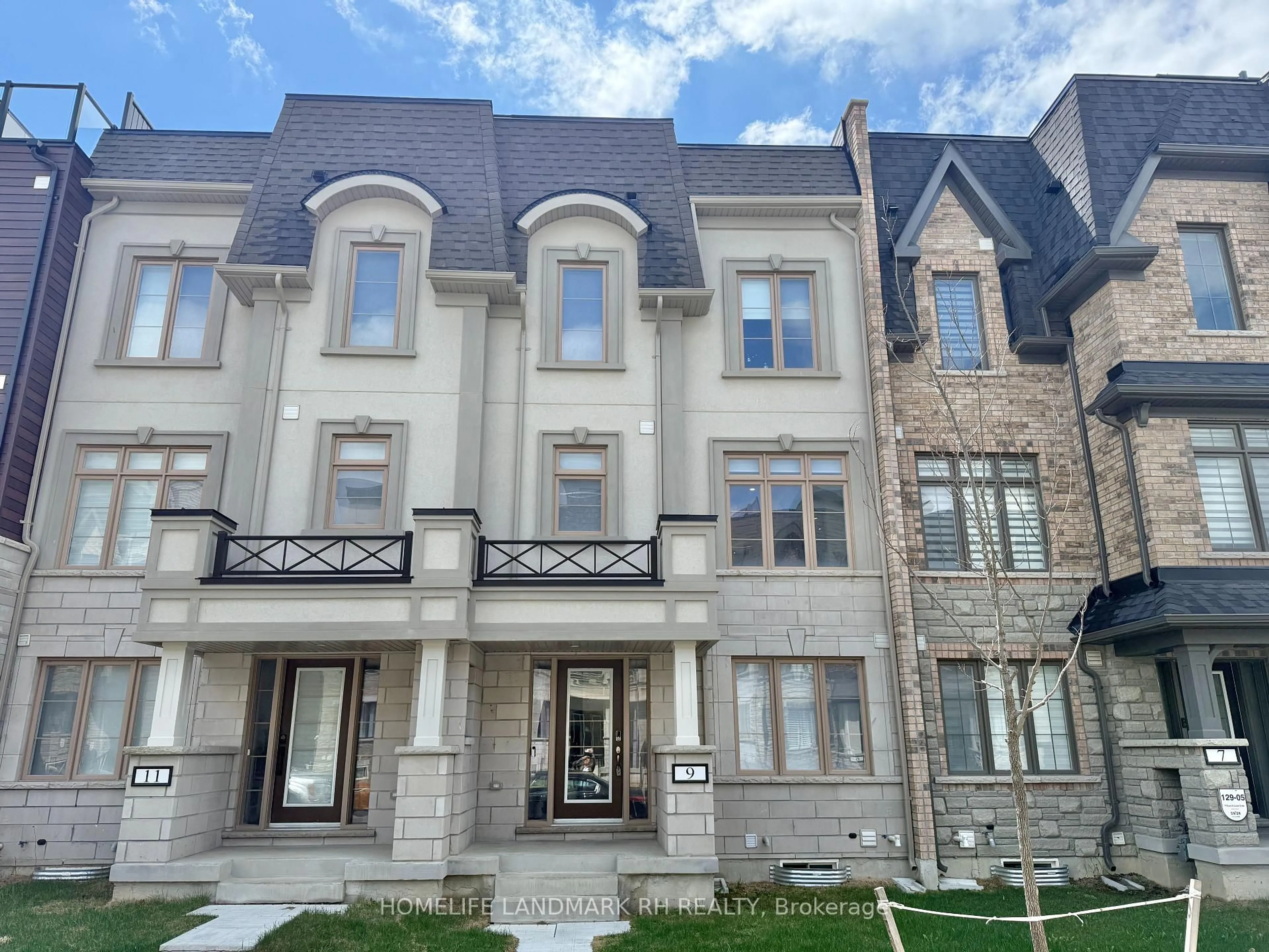 Unknown for 9 Guardhouse Cres, Markham Ontario L6C 3J7