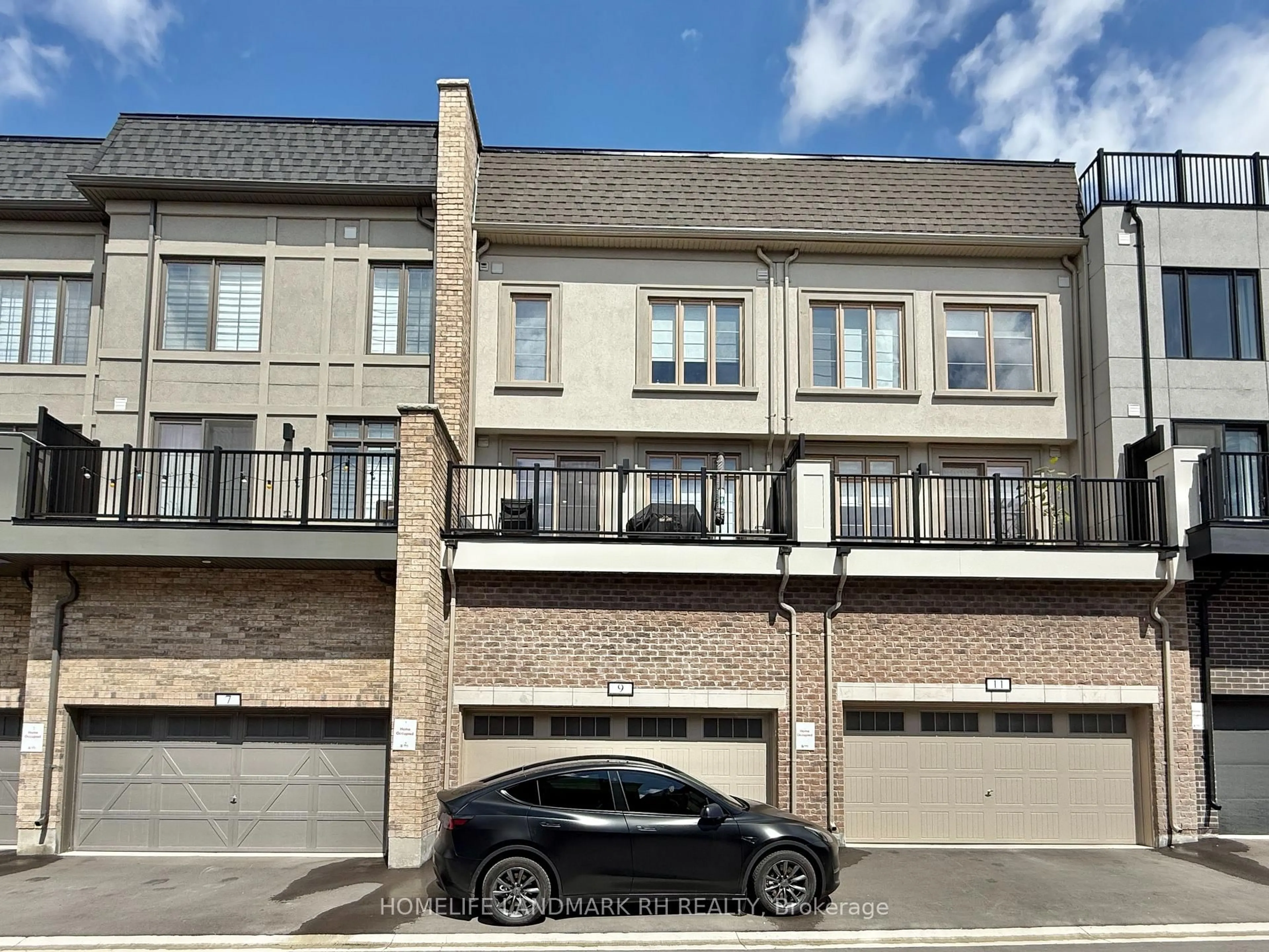 Unknown for 9 Guardhouse Cres, Markham Ontario L6C 3J7
