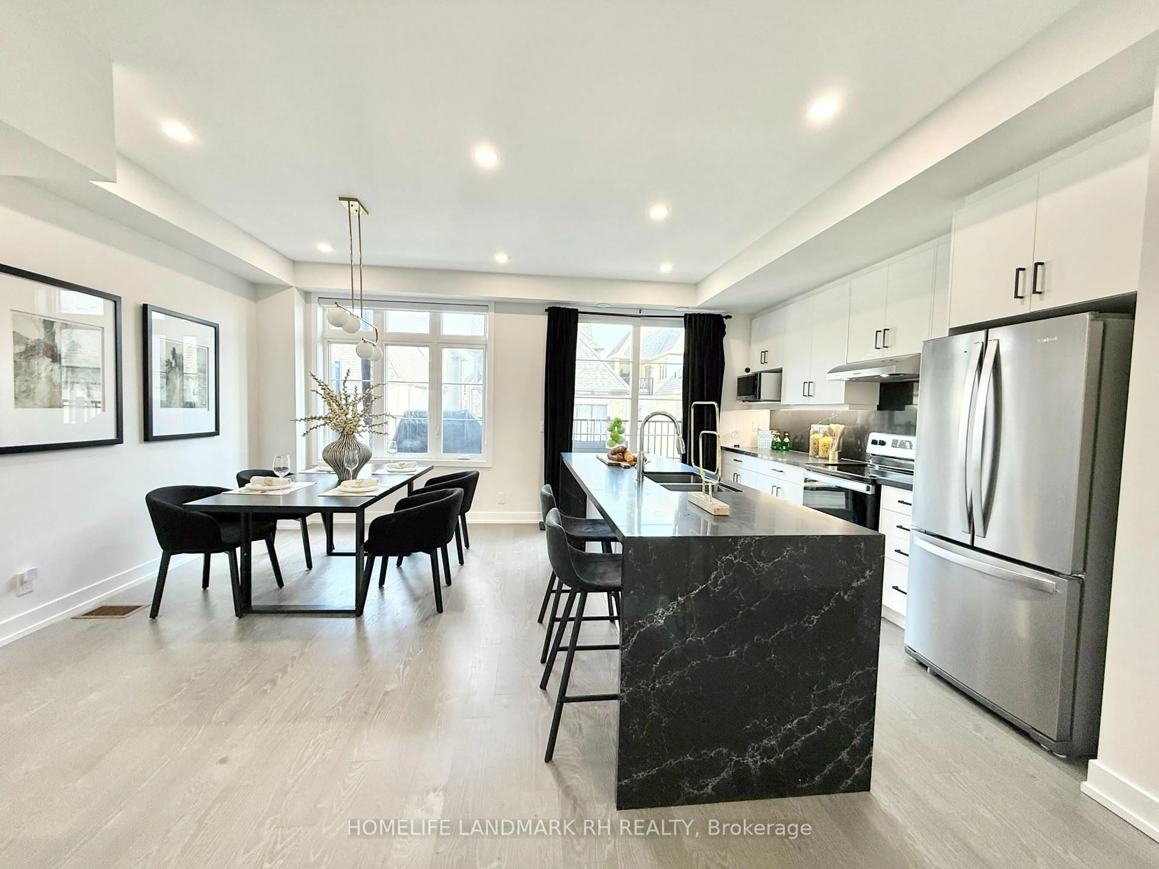 Open concept kitchen, ceramic/tile floor for 9 Guardhouse Cres, Markham Ontario L6C 3J7