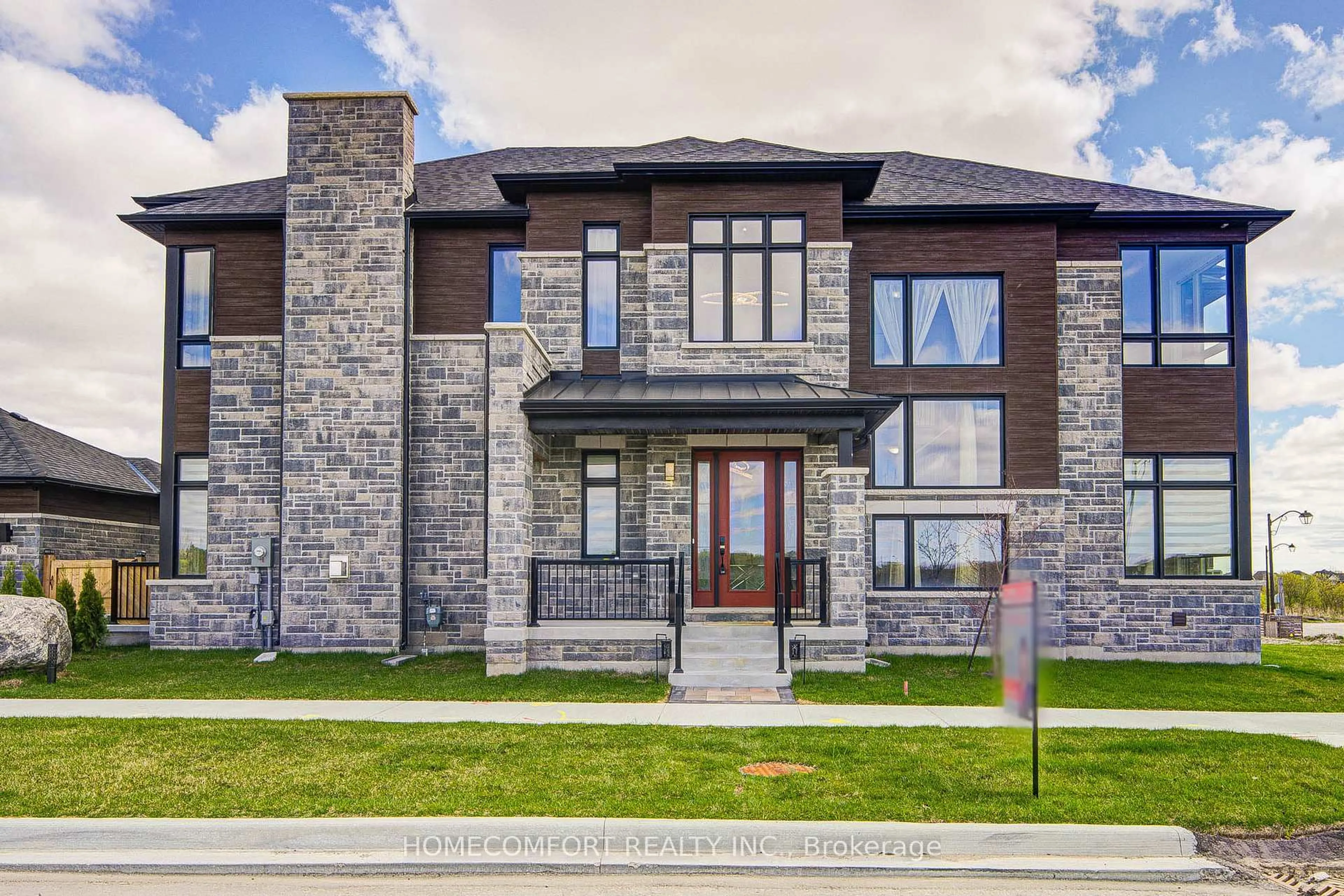 Home with brick exterior material, street for 578 Baker Hill Blvd, Whitchurch-Stouffville Ontario L4A 0T8