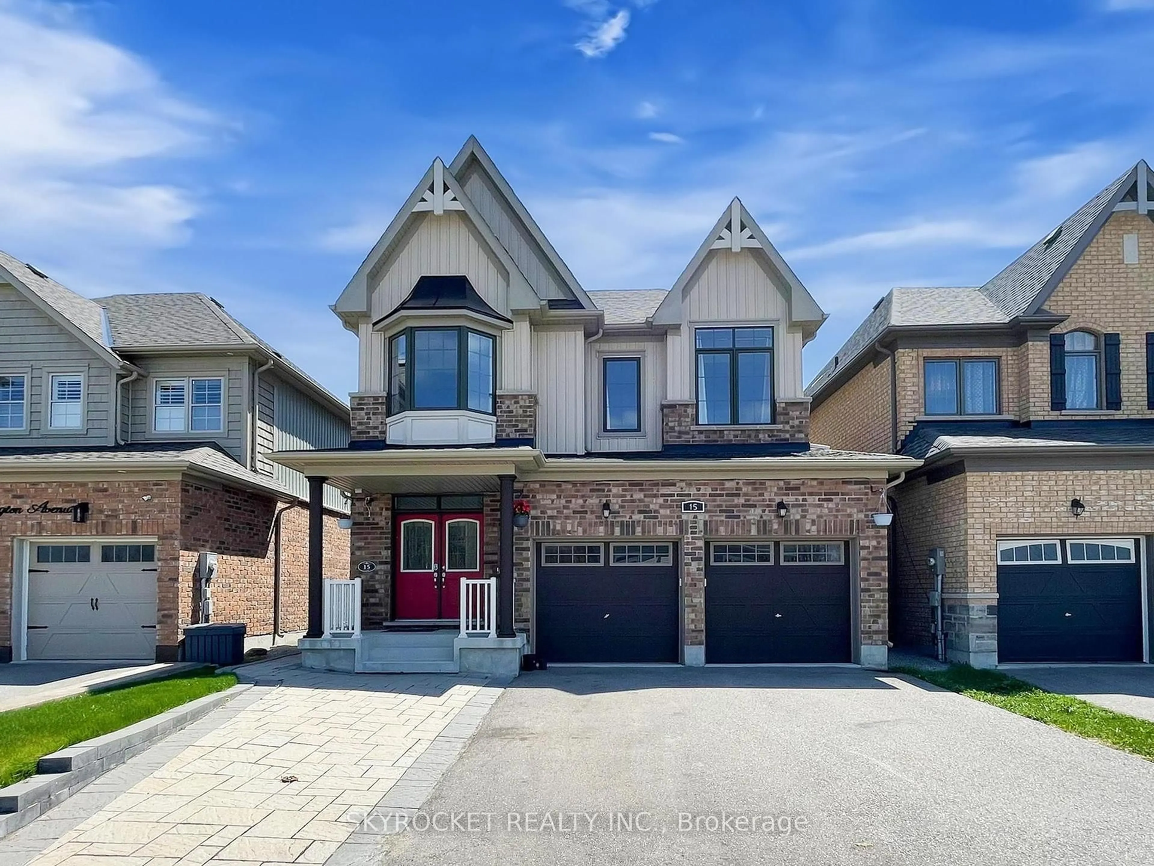 Home with brick exterior material, street for 15 Chessington Ave, East Gwillimbury Ontario L0G 1R0