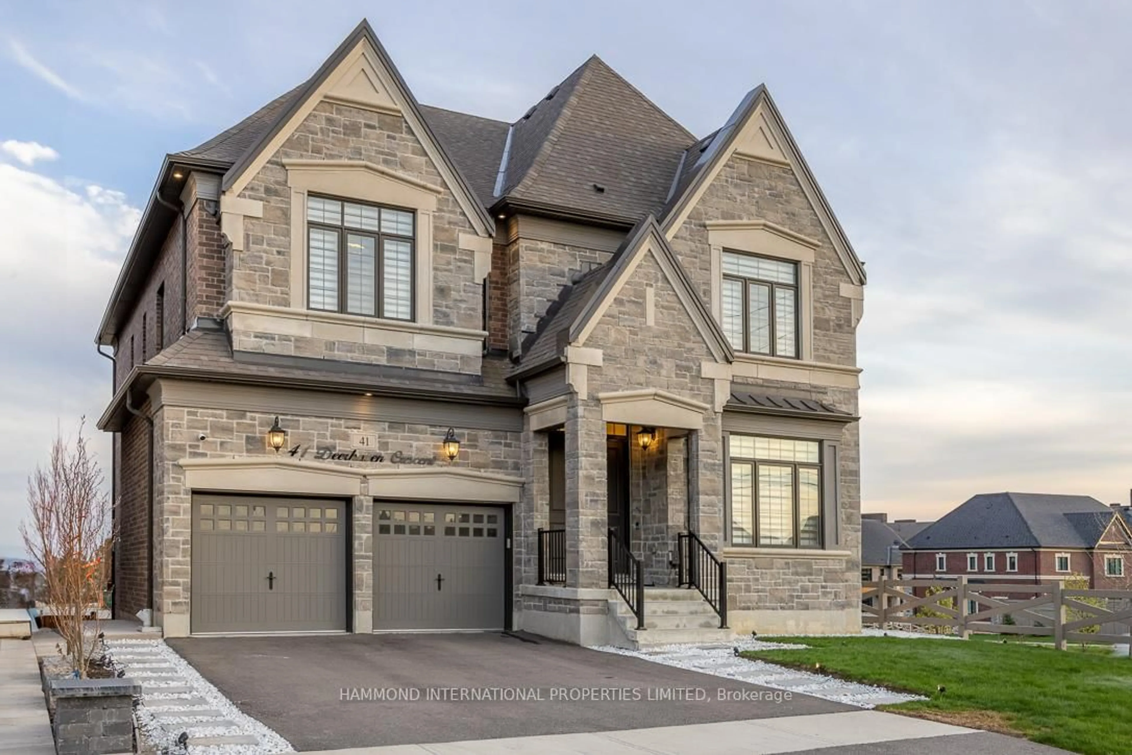 Home with brick exterior material, street for 41 Deerhaven Cres, Vaughan Ontario L4L 1A6