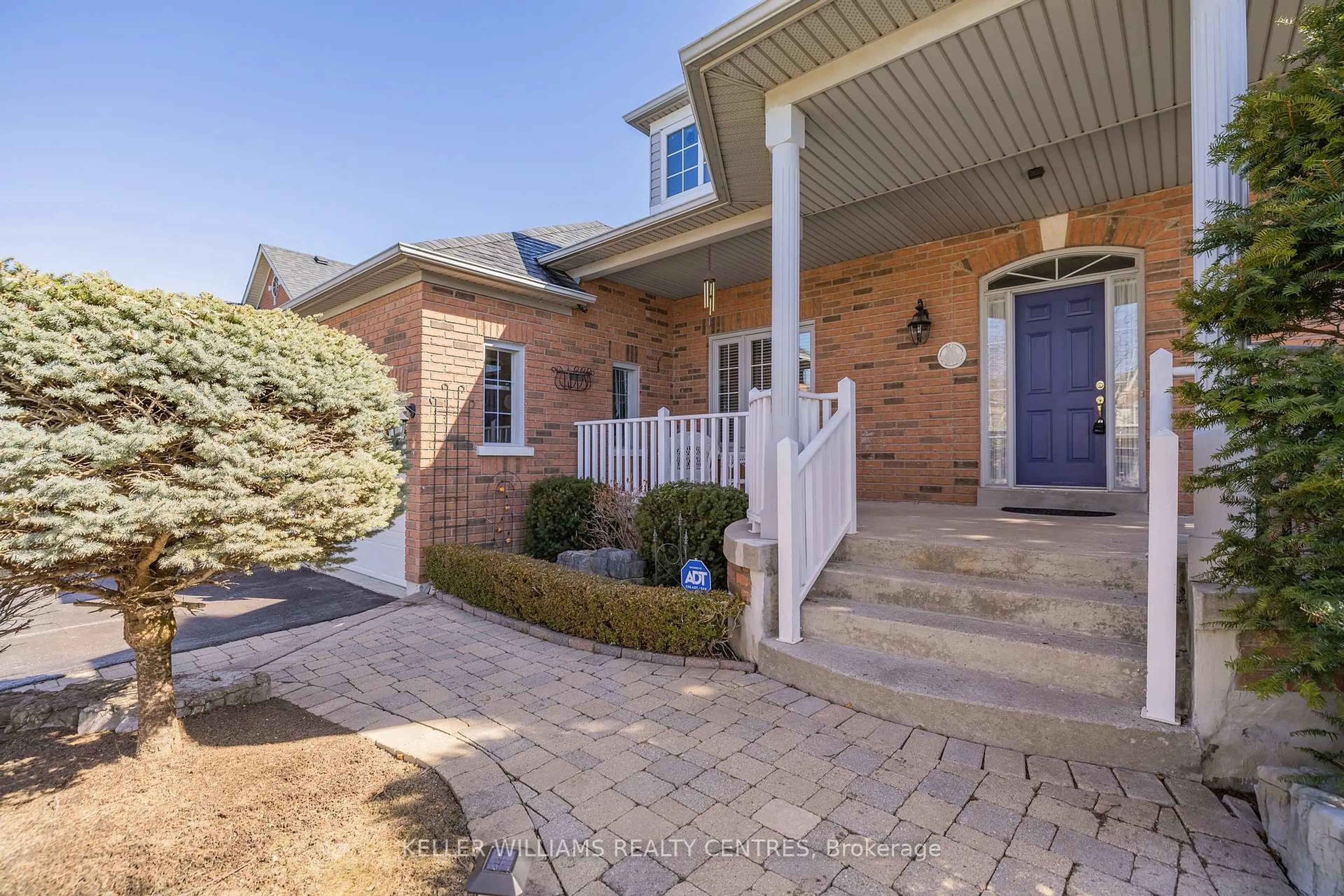 Home with brick exterior material, street for 795 Foxcroft Blvd, Newmarket Ontario L3X 1M8