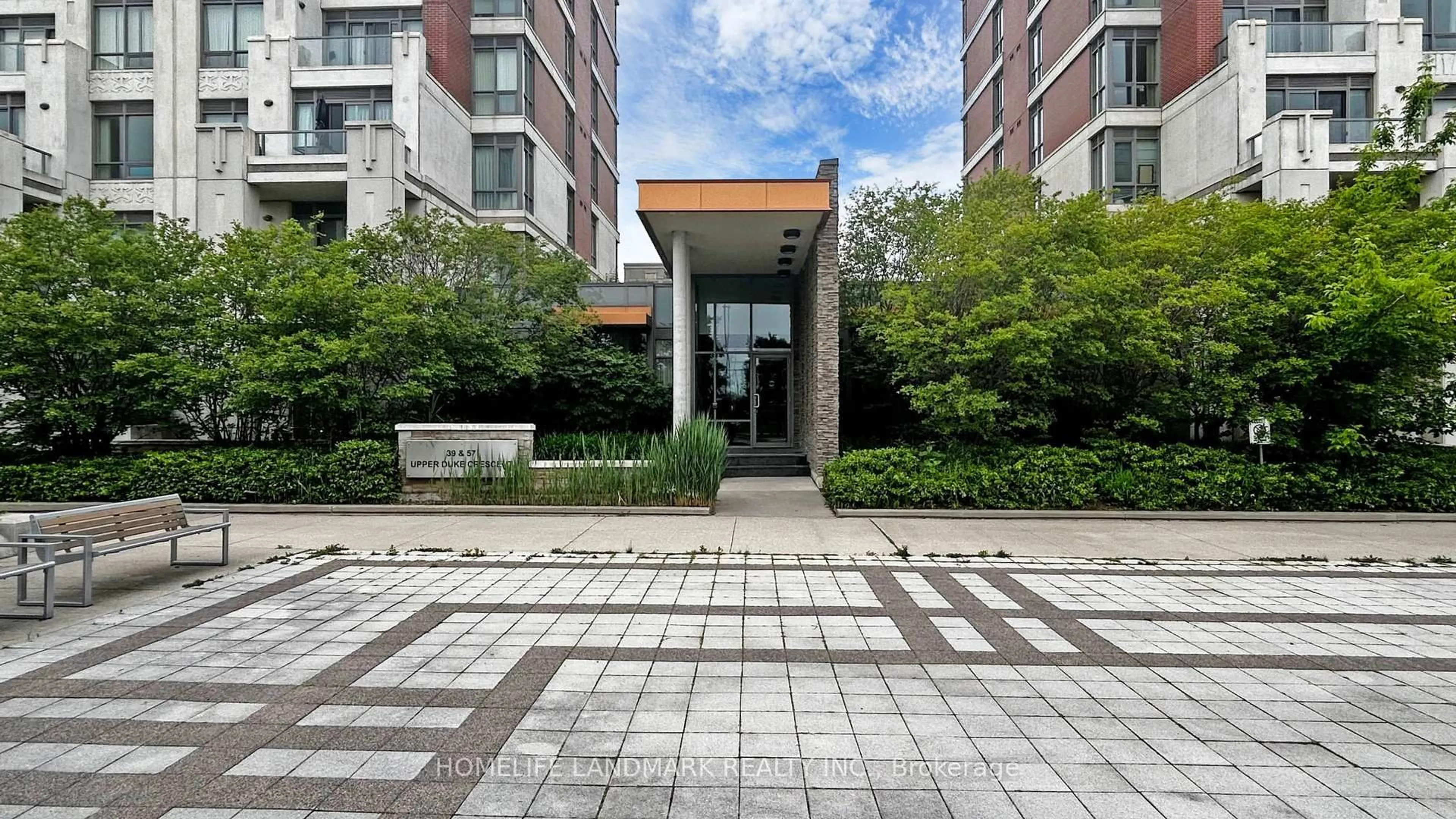 Unknown for 39 Upper Duke Cres #516, Markham Ontario L6G 0B8