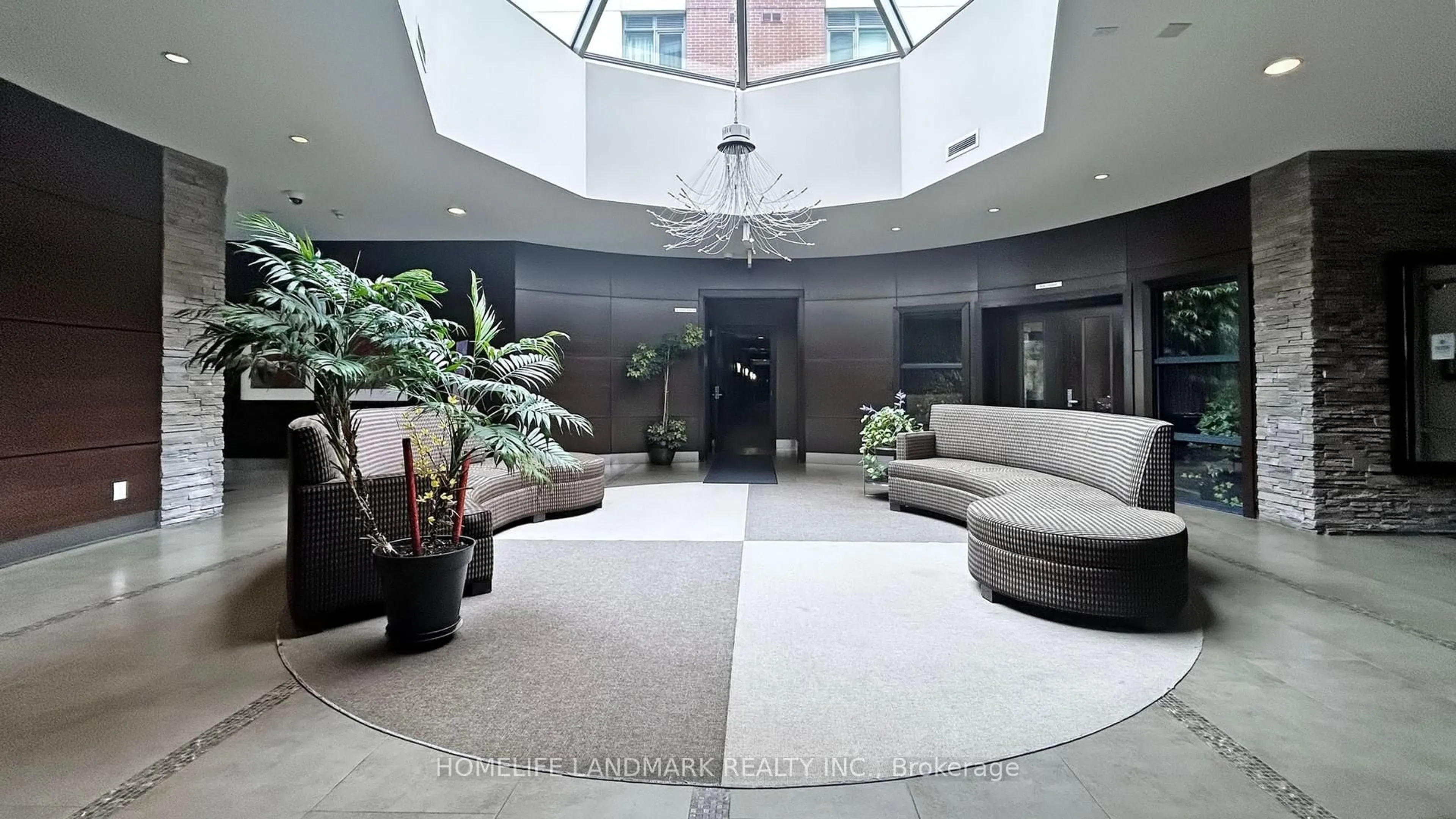 Lobby for 39 Upper Duke Cres #516, Markham Ontario L6G 0B8