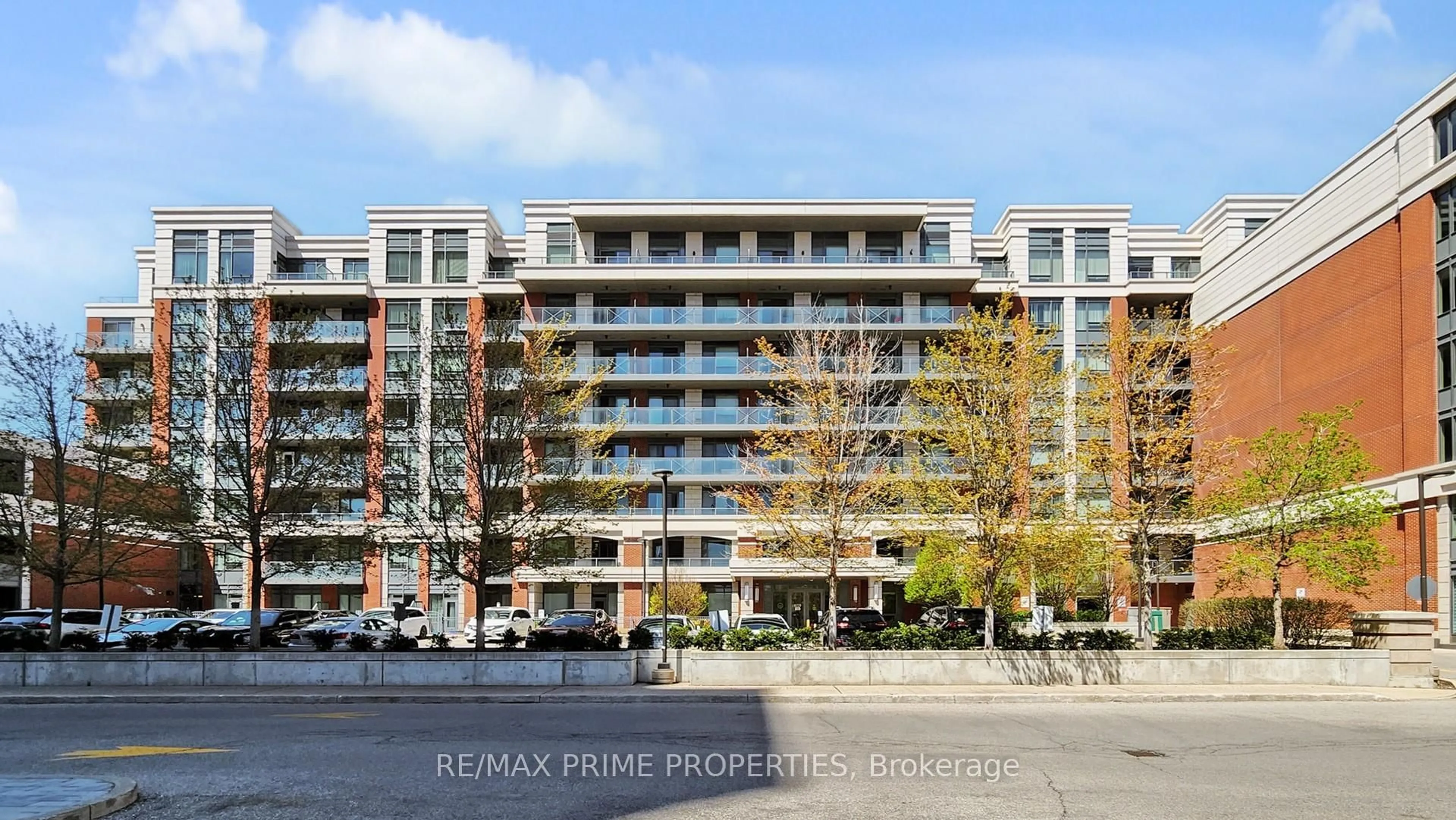 Blurry image for 8228 Birchmount Rd #325, Markham Ontario L3R 1A6