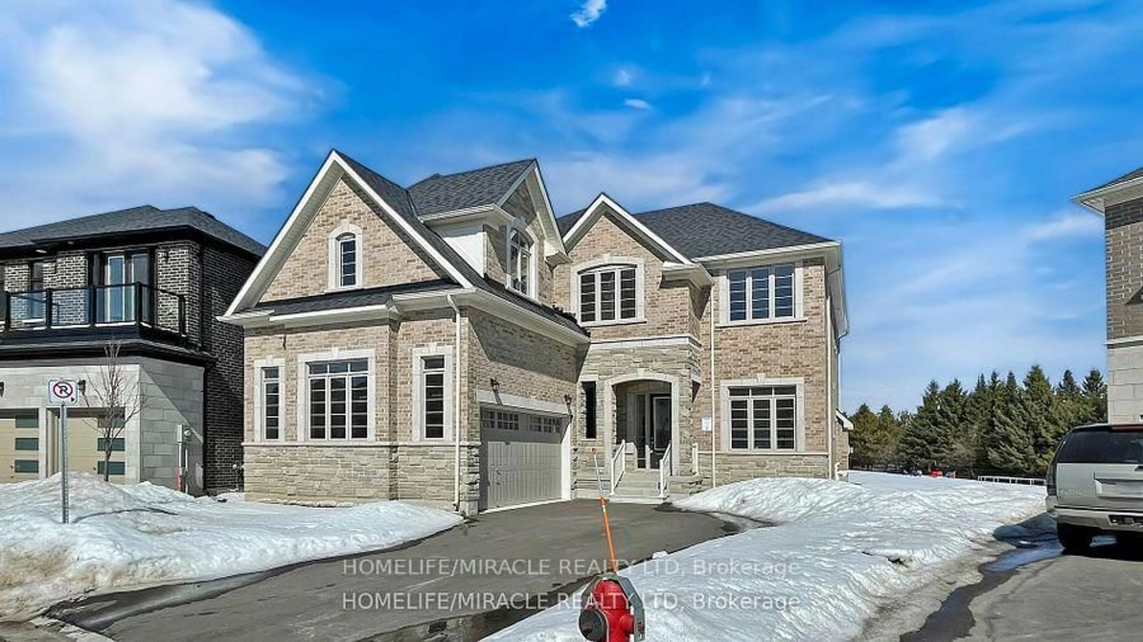 Home with brick exterior material, street for 21 Joiner Circ, Whitchurch-Stouffville Ontario L4A 4W9