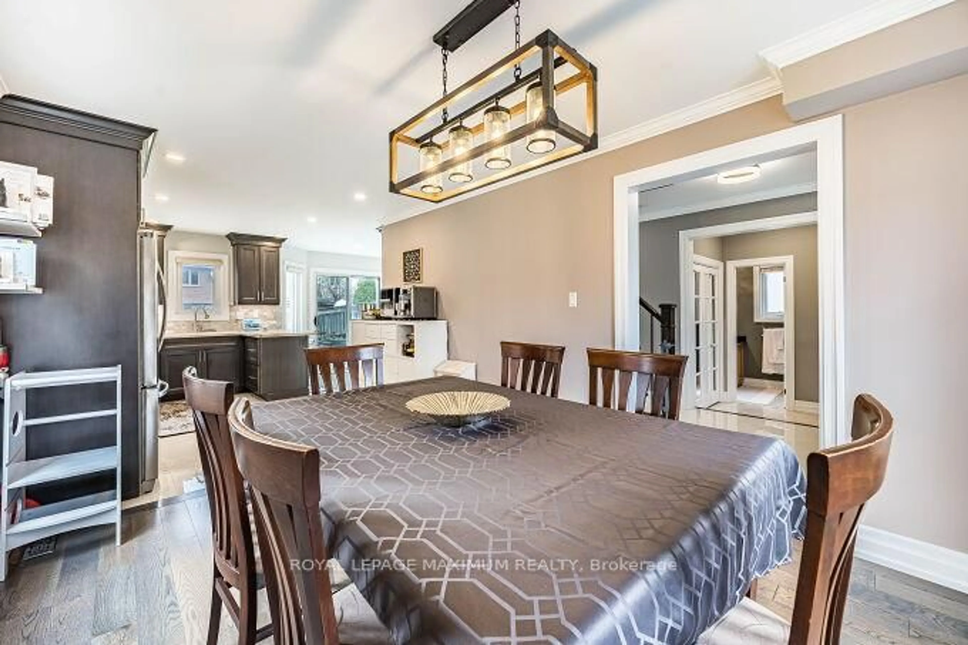 Dining room, ceramic/tile floor for 67 Grampian Ave, Vaughan Ontario L6A 1Z6