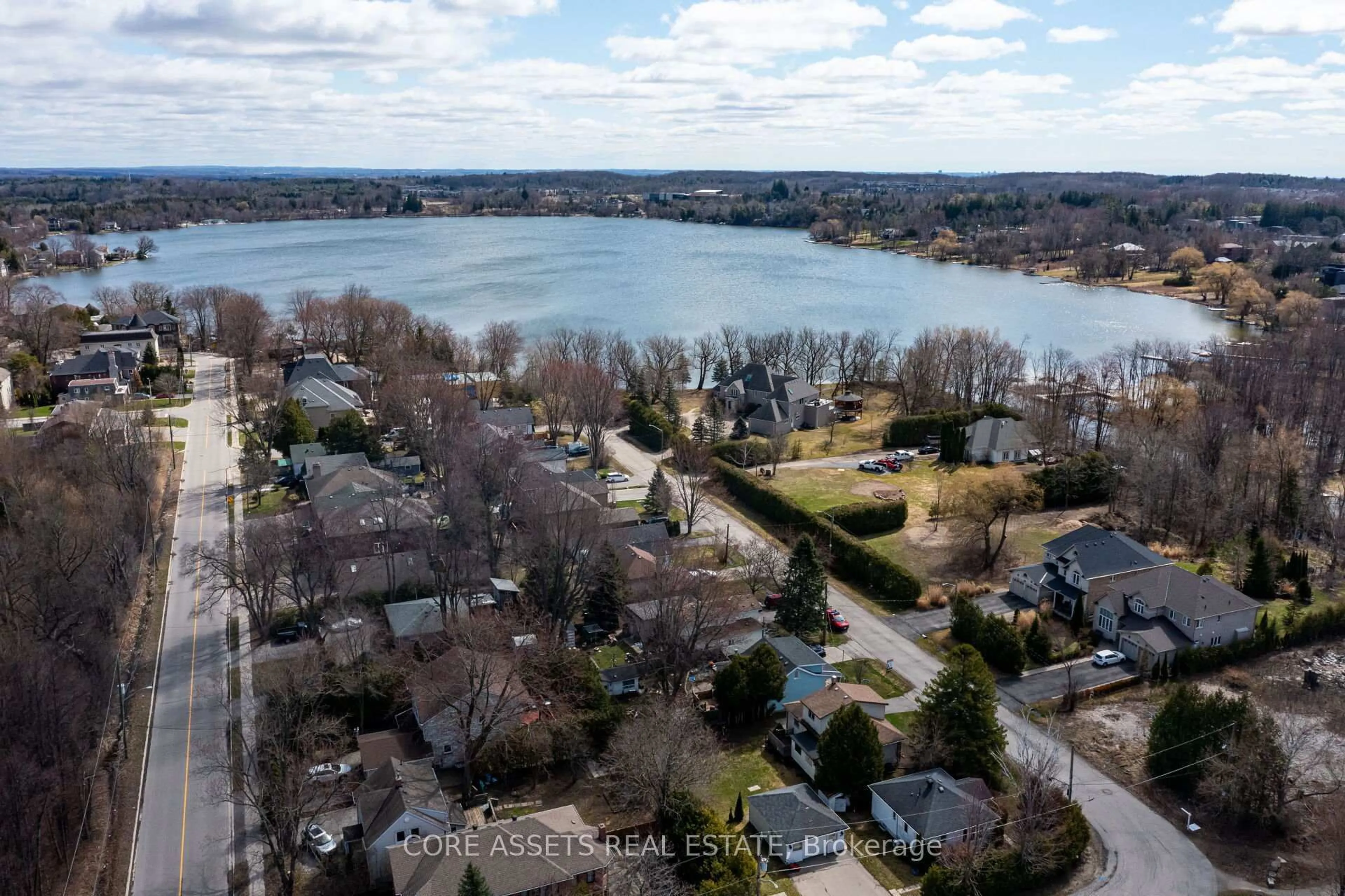 A pic from outside/outdoor area/front of a property/back of a property/a pic from drone, water/lake/river/ocean view for 36 Sylvan Cres, Richmond Hill Ontario L4E 3A1