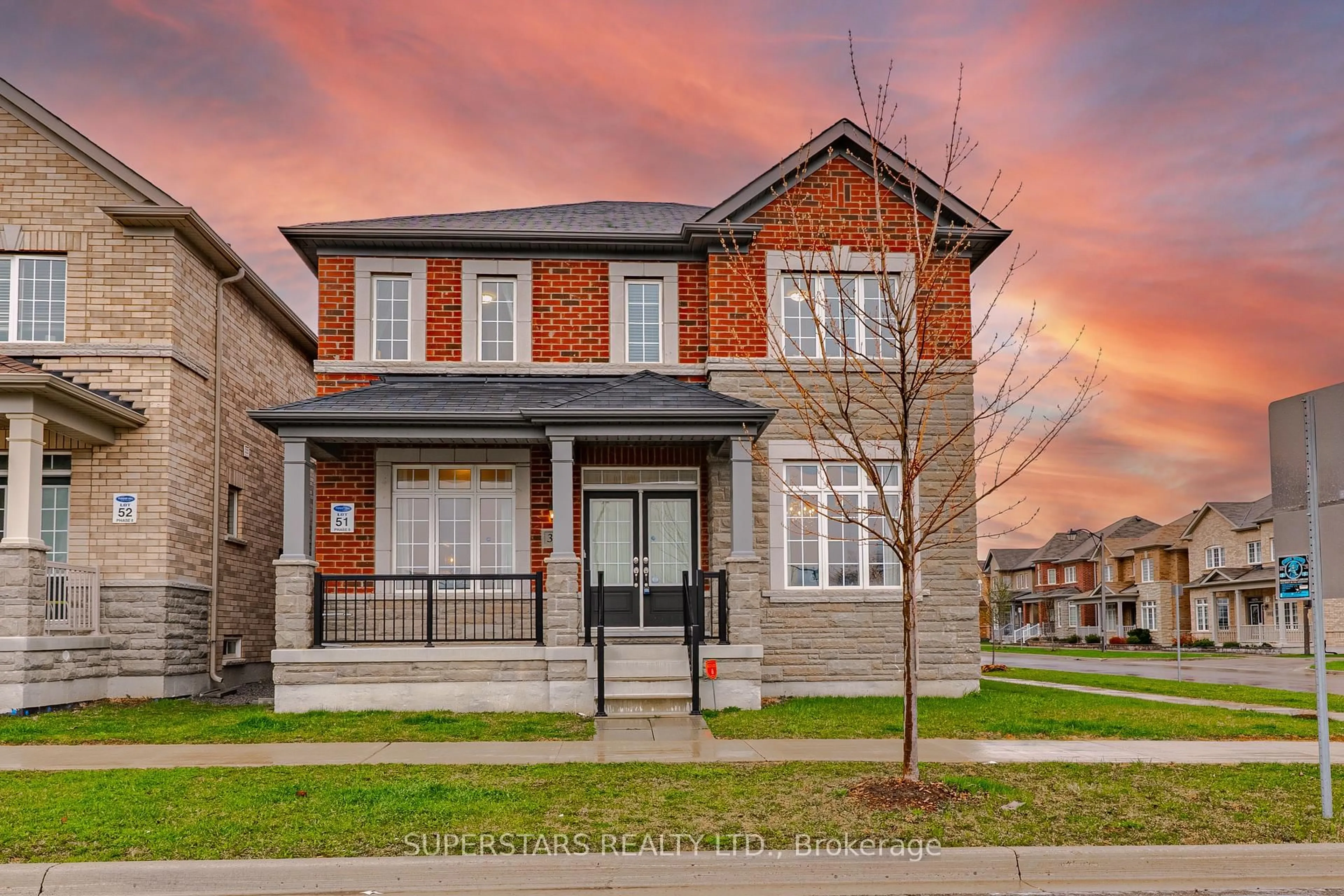 Home with brick exterior material, street for 331 William Forster Rd, Markham Ontario L6B 0R9