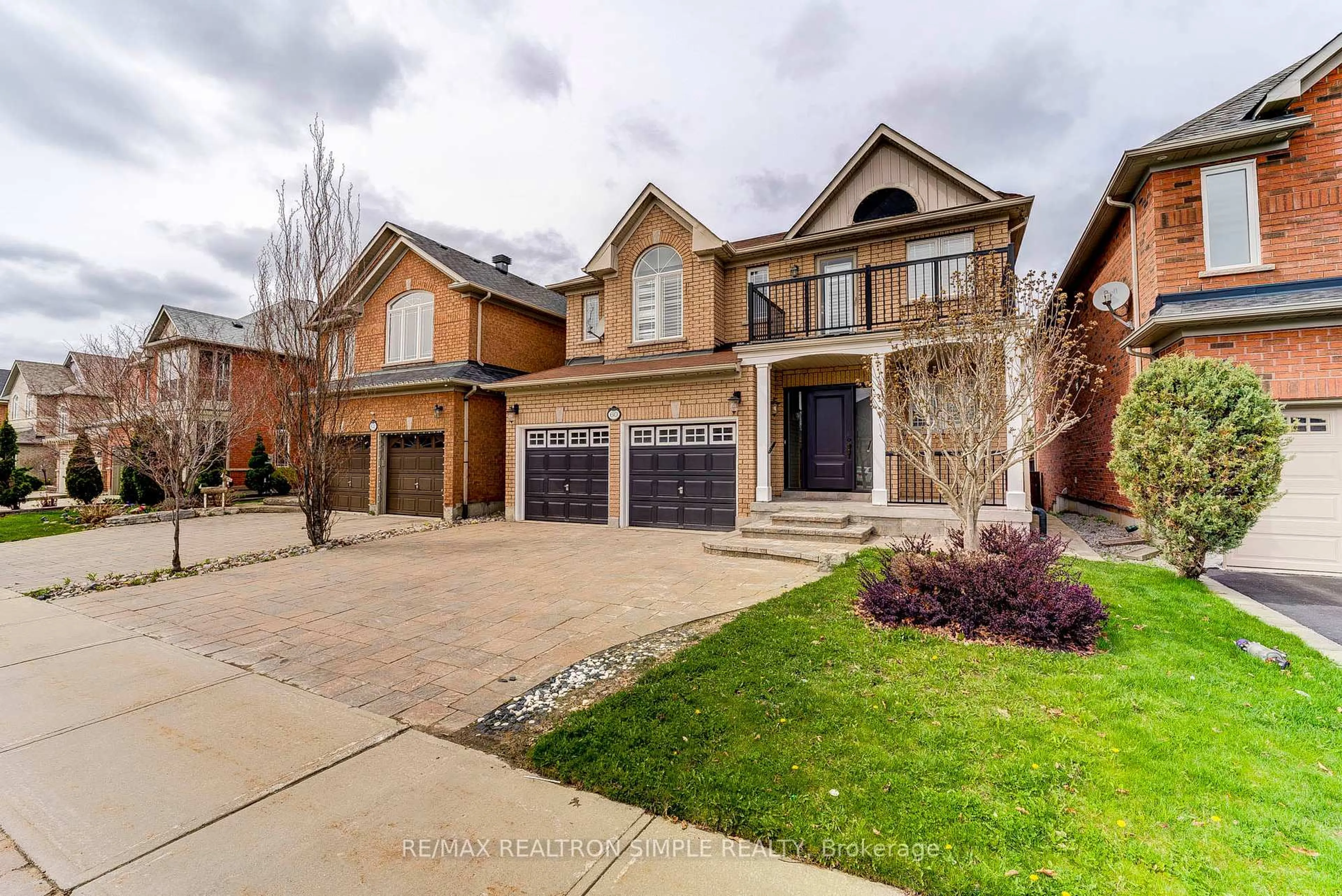 Home with brick exterior material, street for 60 Regatta Ave, Richmond Hill Ontario L4E 4R1