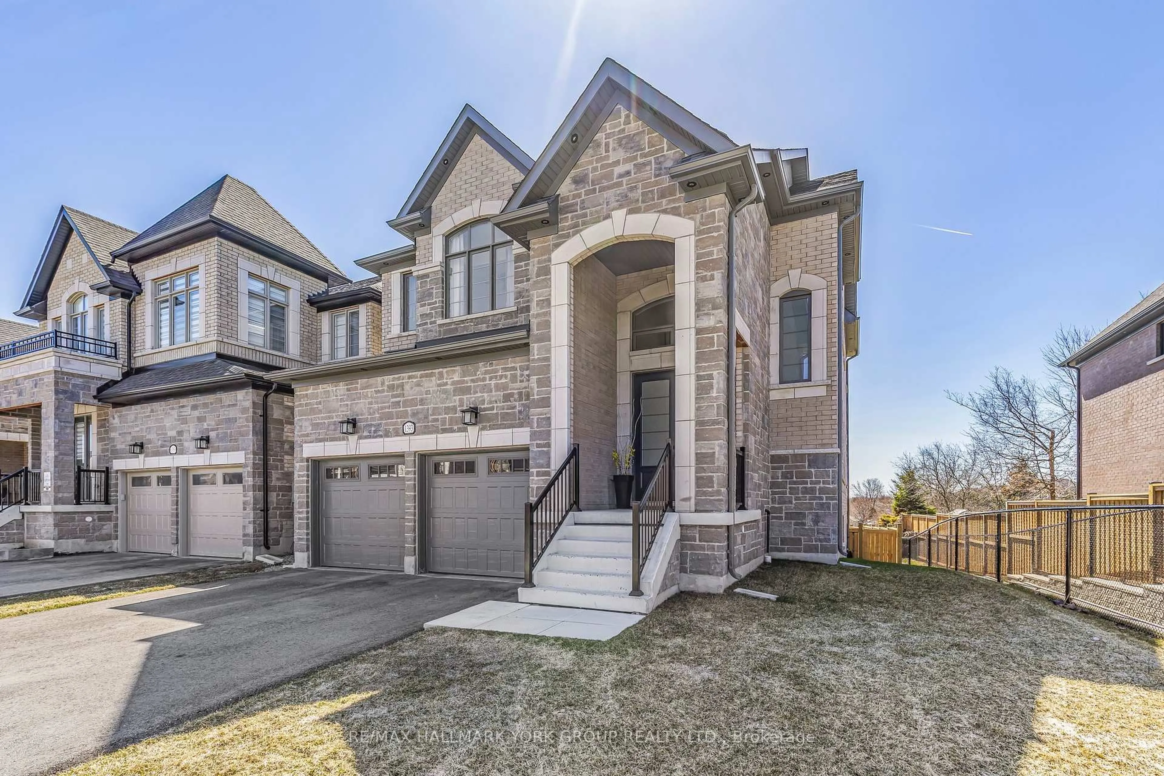 Home with brick exterior material, street for 1393 Blackmore St, Innisfil Ontario L9S 0P3
