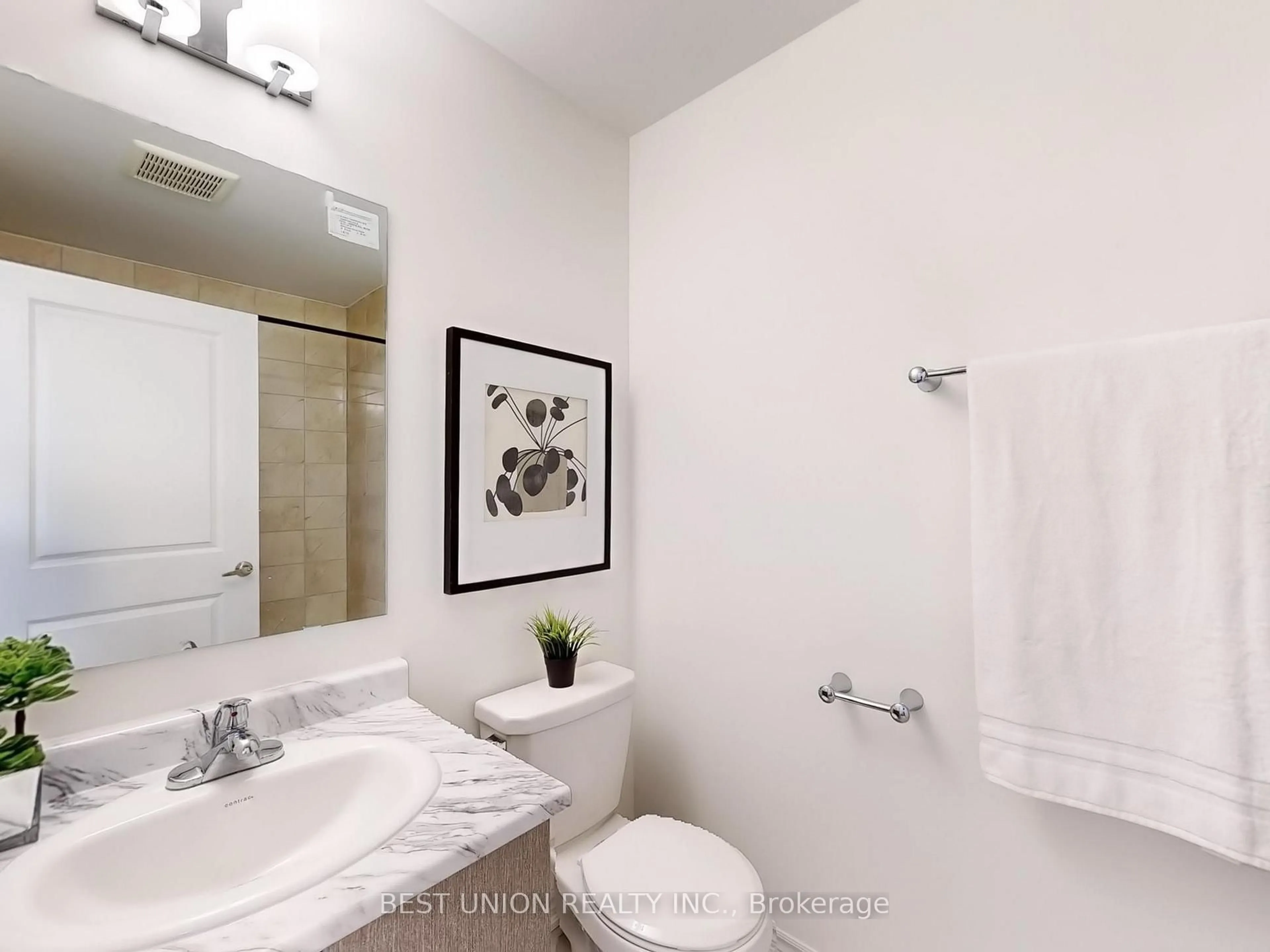 Standard bathroom, ceramic/tile floor for 71 Imperial College Lane, Markham Ontario L6E 0V6