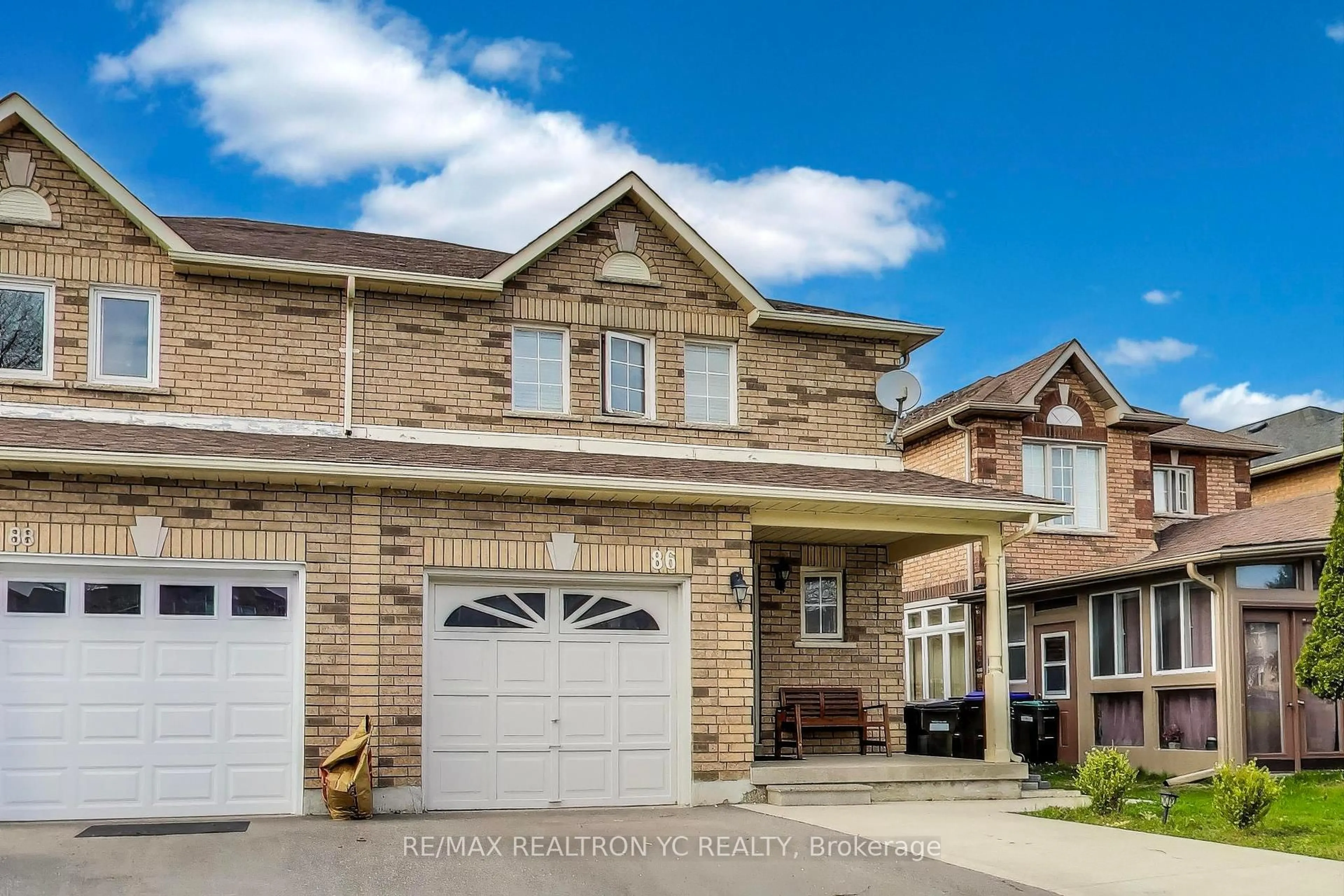 Home with brick exterior material, street for 86 Breeze Dr, Bradford West Gwillimbury Ontario L3Z 3A5