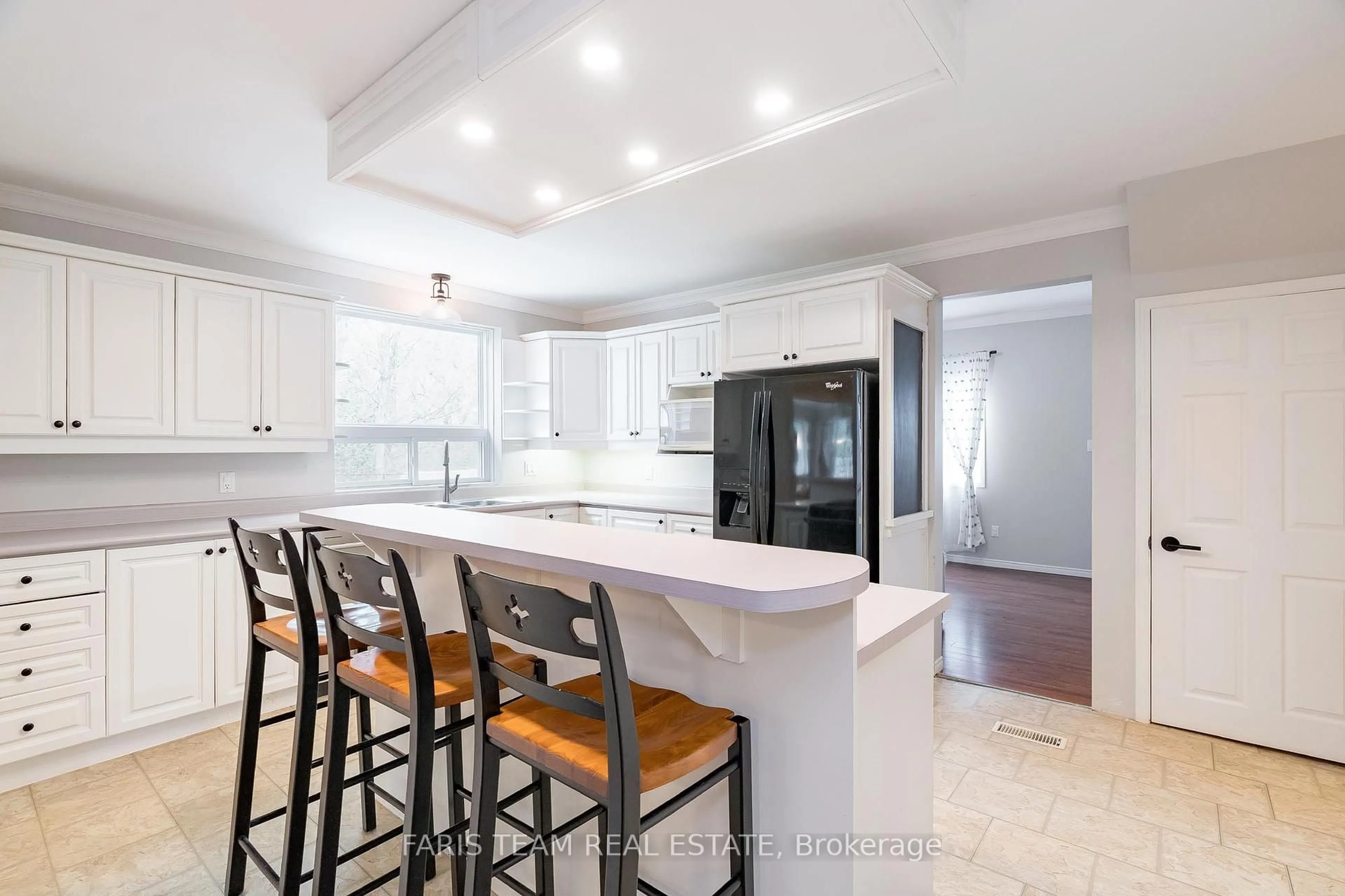 Open concept kitchen, ceramic/tile floor for 121 Graham St, Essa Ontario L0M 1B0