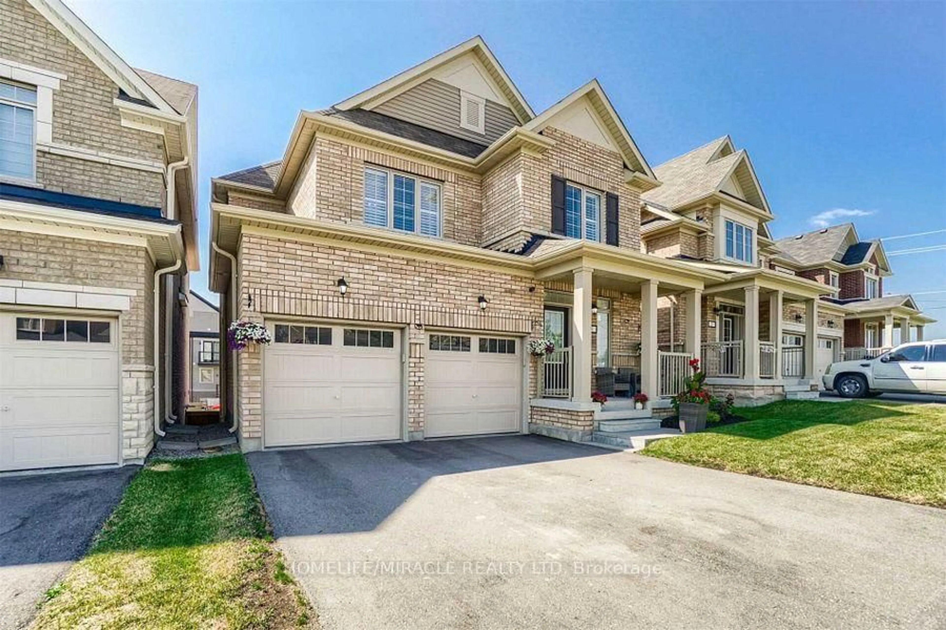 Home with brick exterior material, street for 5 Pridham Pl, New Tecumseth Ontario L0G 1W0