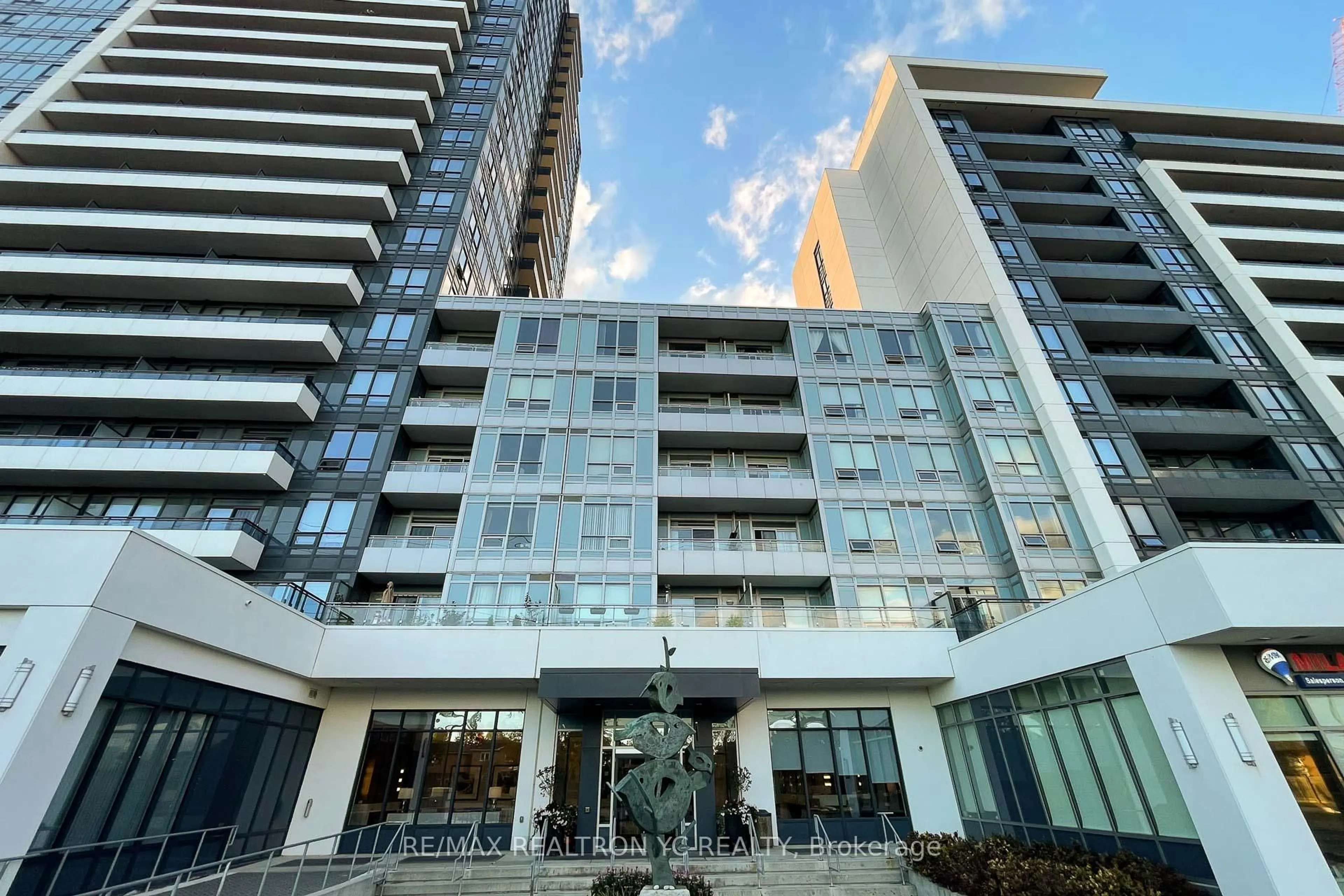 Patio, unknown for 7900 Bathurst St #528, Vaughan Ontario L4J 0J9