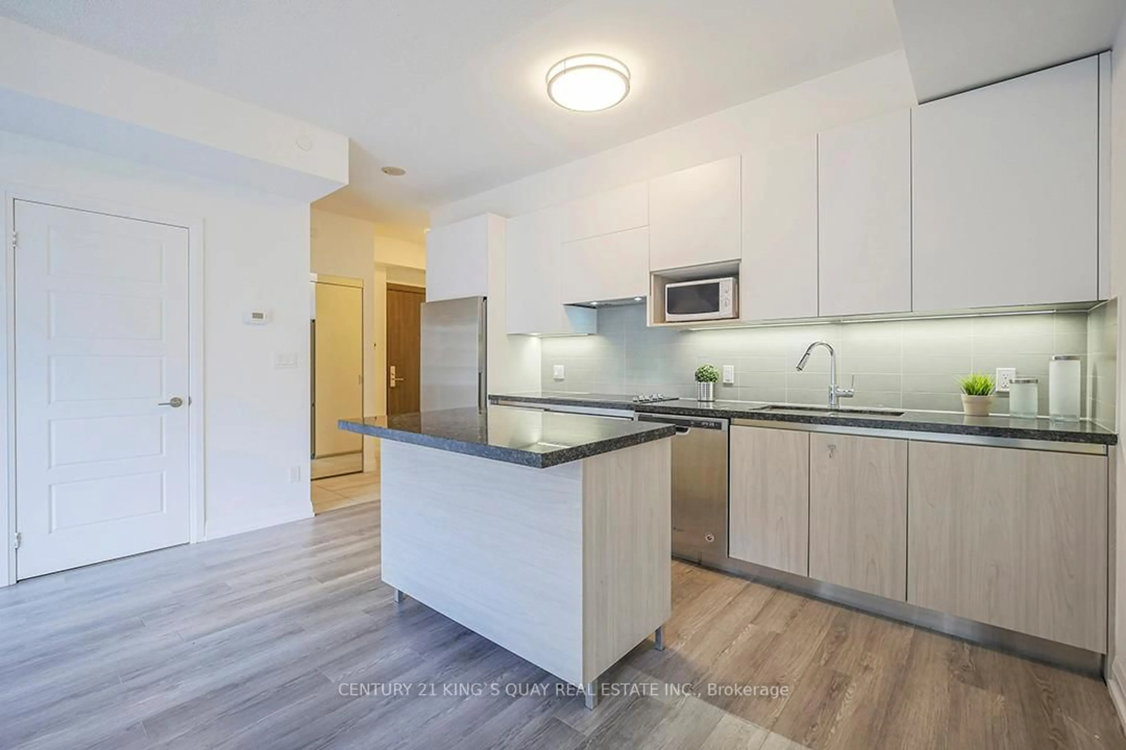 Unknown for 15 water walk Dr #501, Markham Ontario L6G 0G2