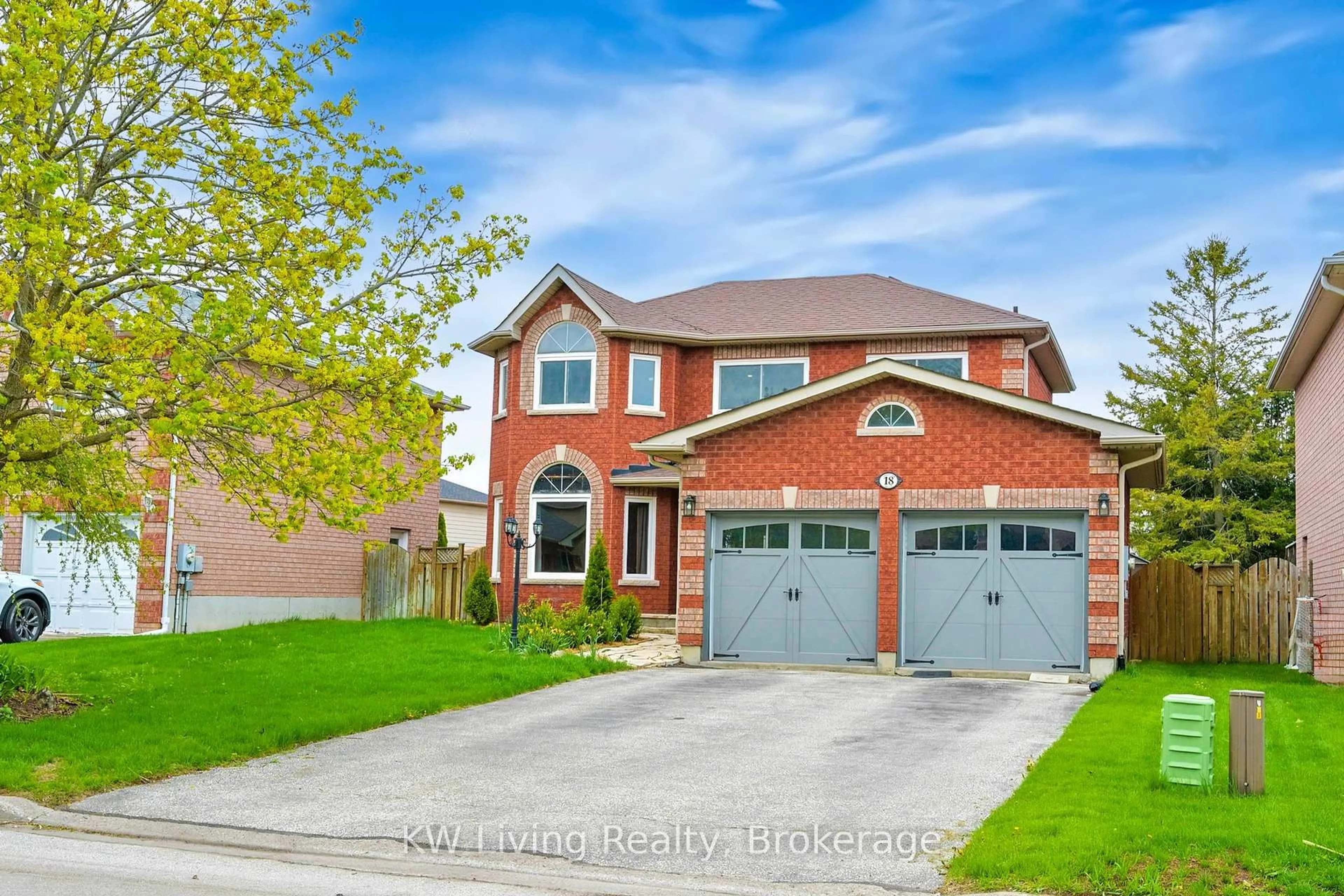 Home with brick exterior material, street for 18 Amberview Dr, Georgina Ontario L4P 3X6