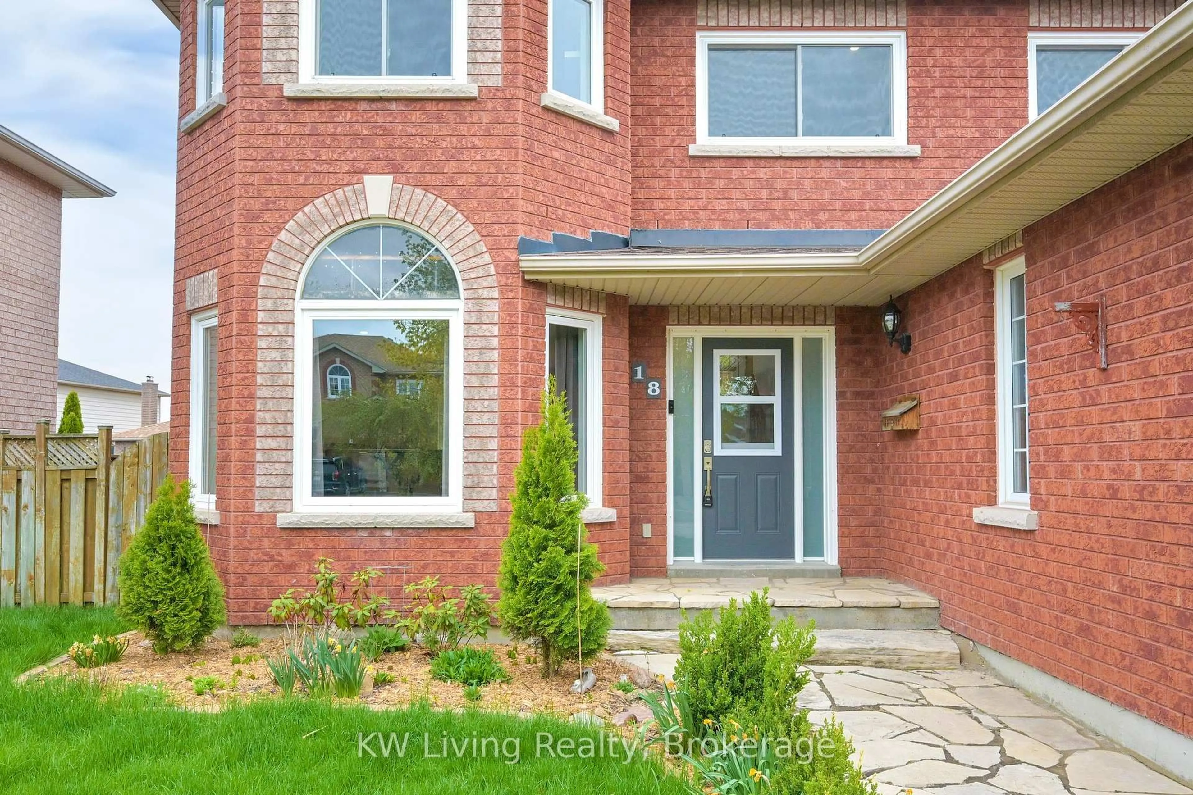 Home with brick exterior material, street for 18 Amberview Dr, Georgina Ontario L4P 3X6