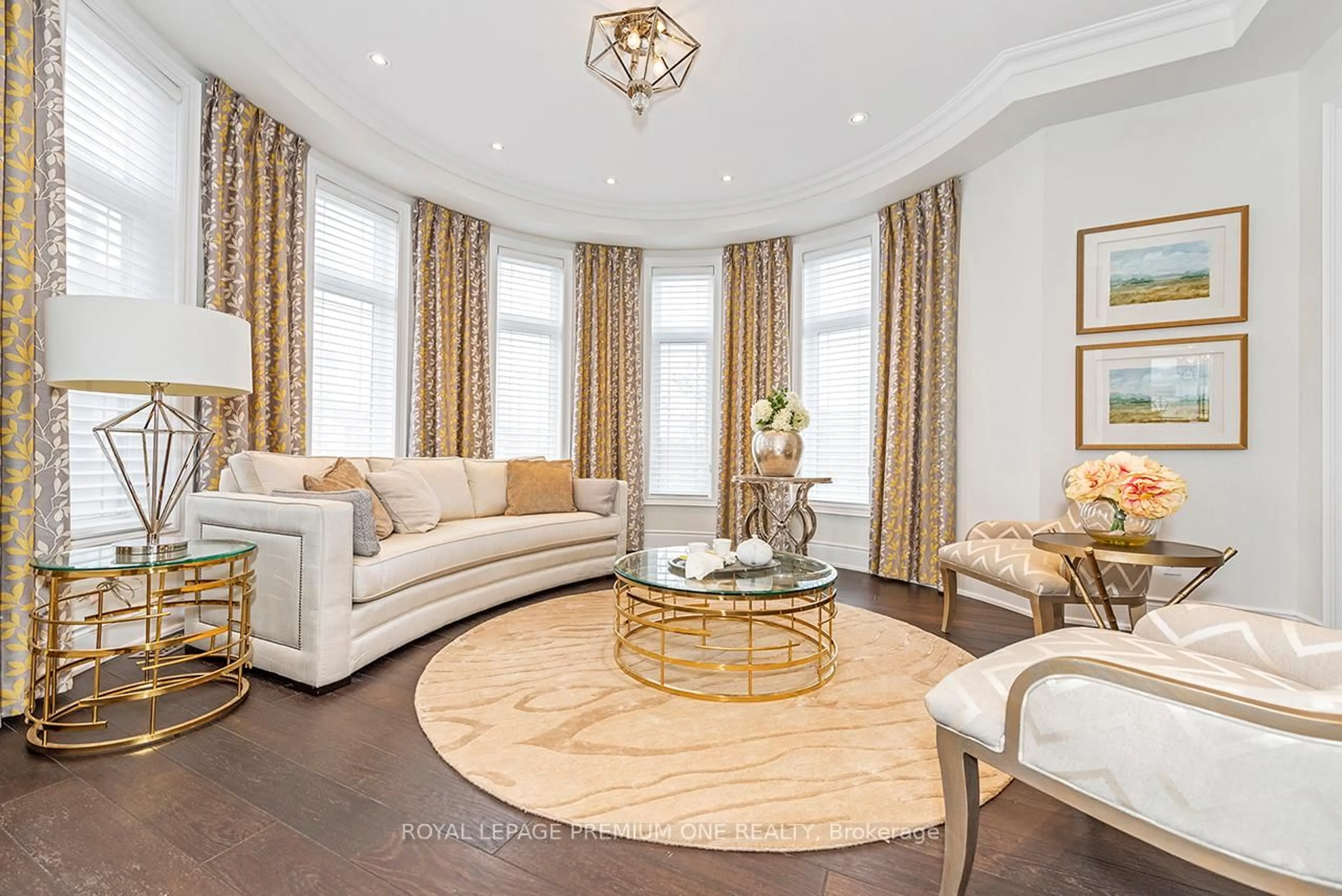 Living room with furniture, unknown for 2 Appleyard Ave, Vaughan Ontario L4H 4A4