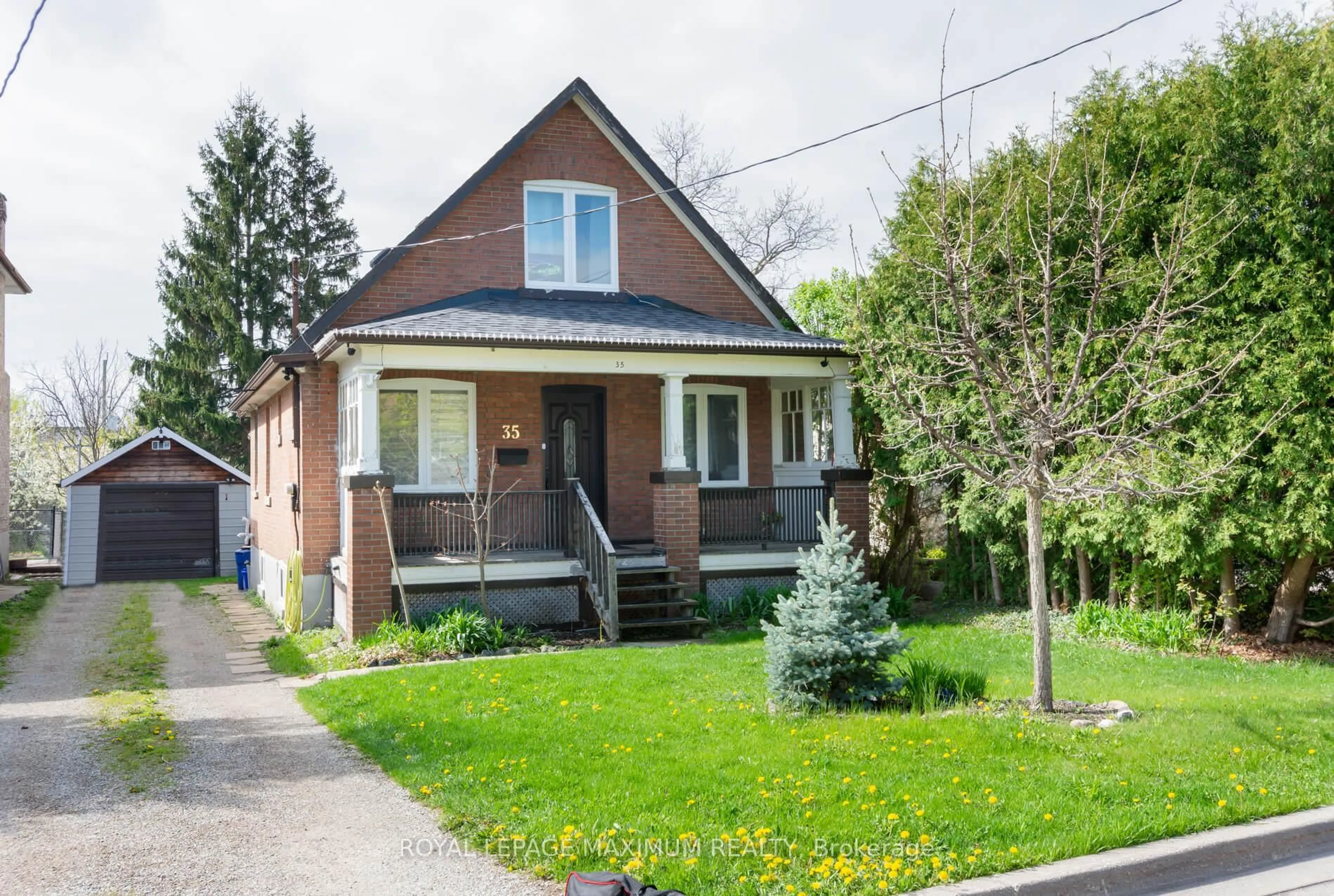 Home with brick exterior material, street for 35 Ellerby Sq, Vaughan Ontario L4L 1N2