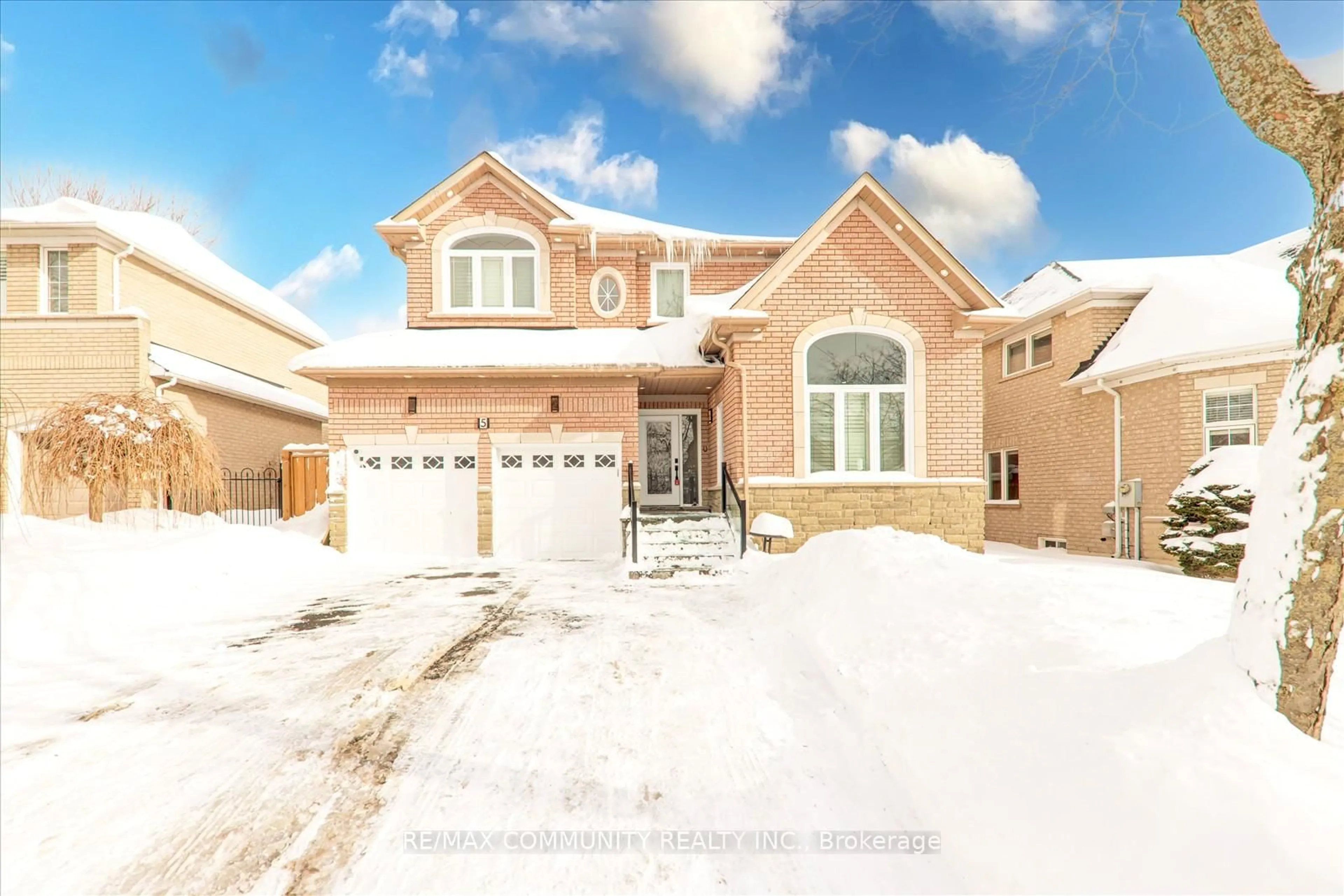 Home with brick exterior material, street for 5 Sandcherry Ave, Markham Ontario L3S 4B3