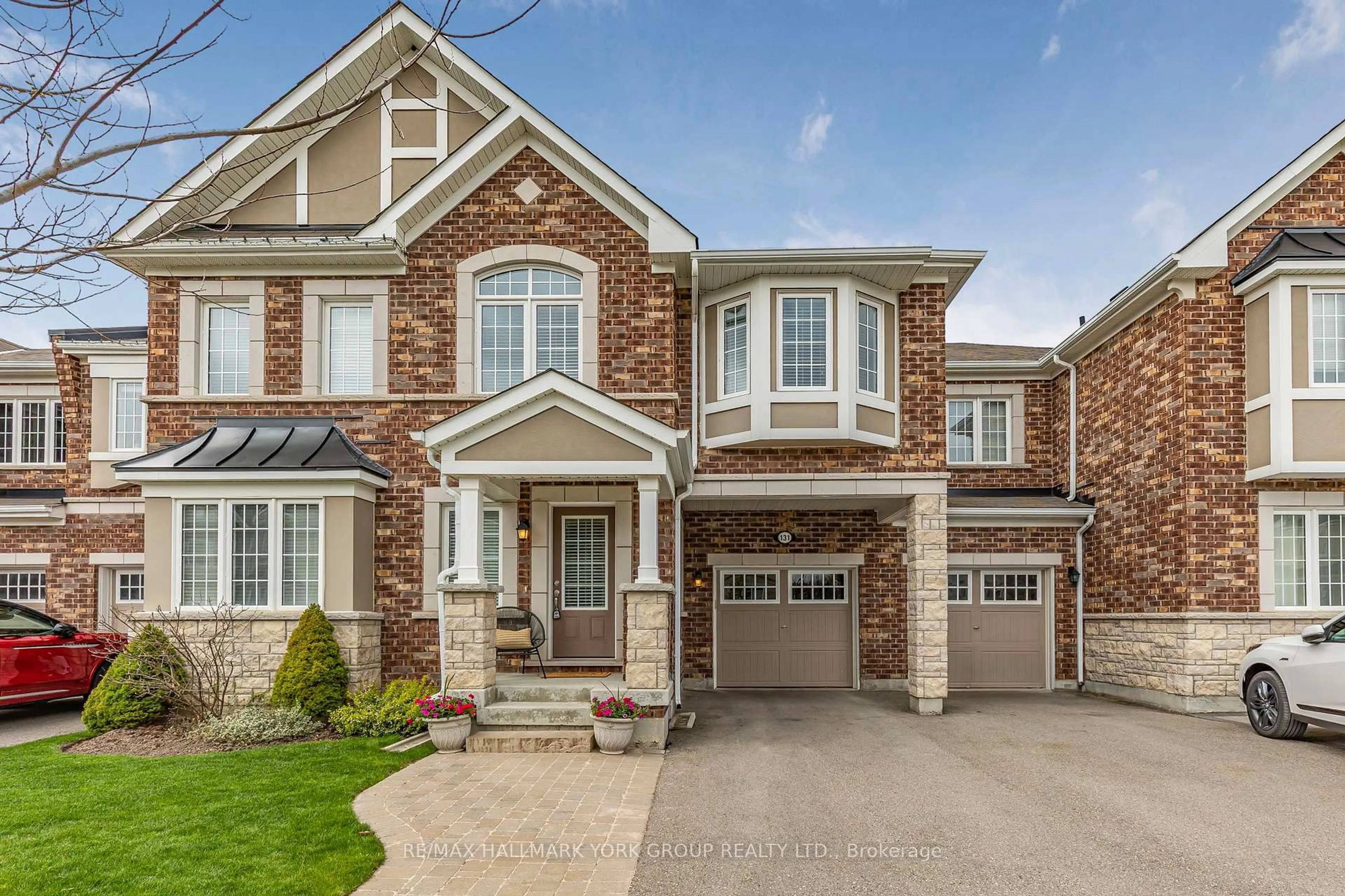 Home with brick exterior material, street for 131 Hutt Cres, Aurora Ontario L4G 0T3