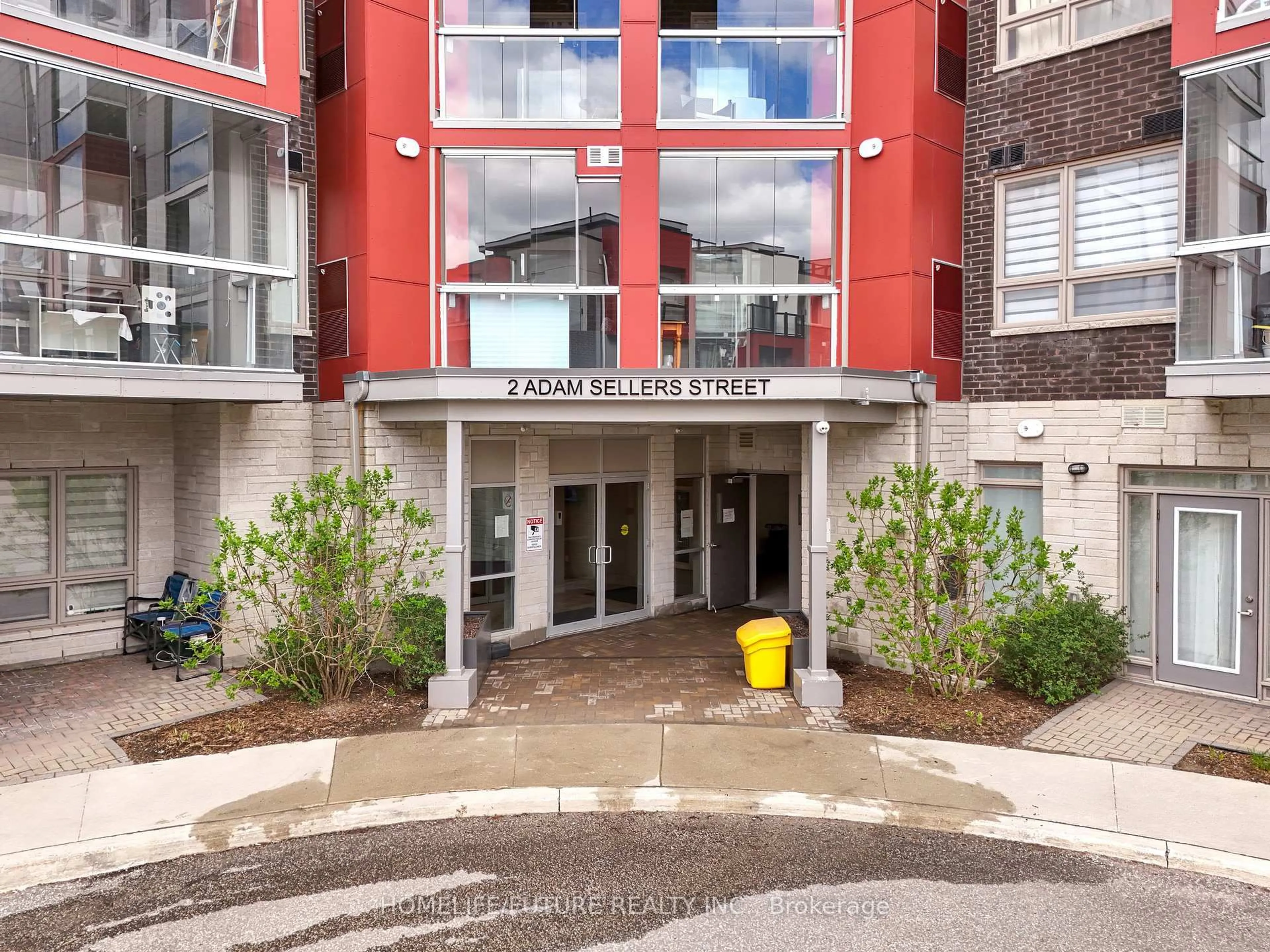 Indoor foyer for 2 Adam Sellers St #410, Markham Ontario L6B 1N2