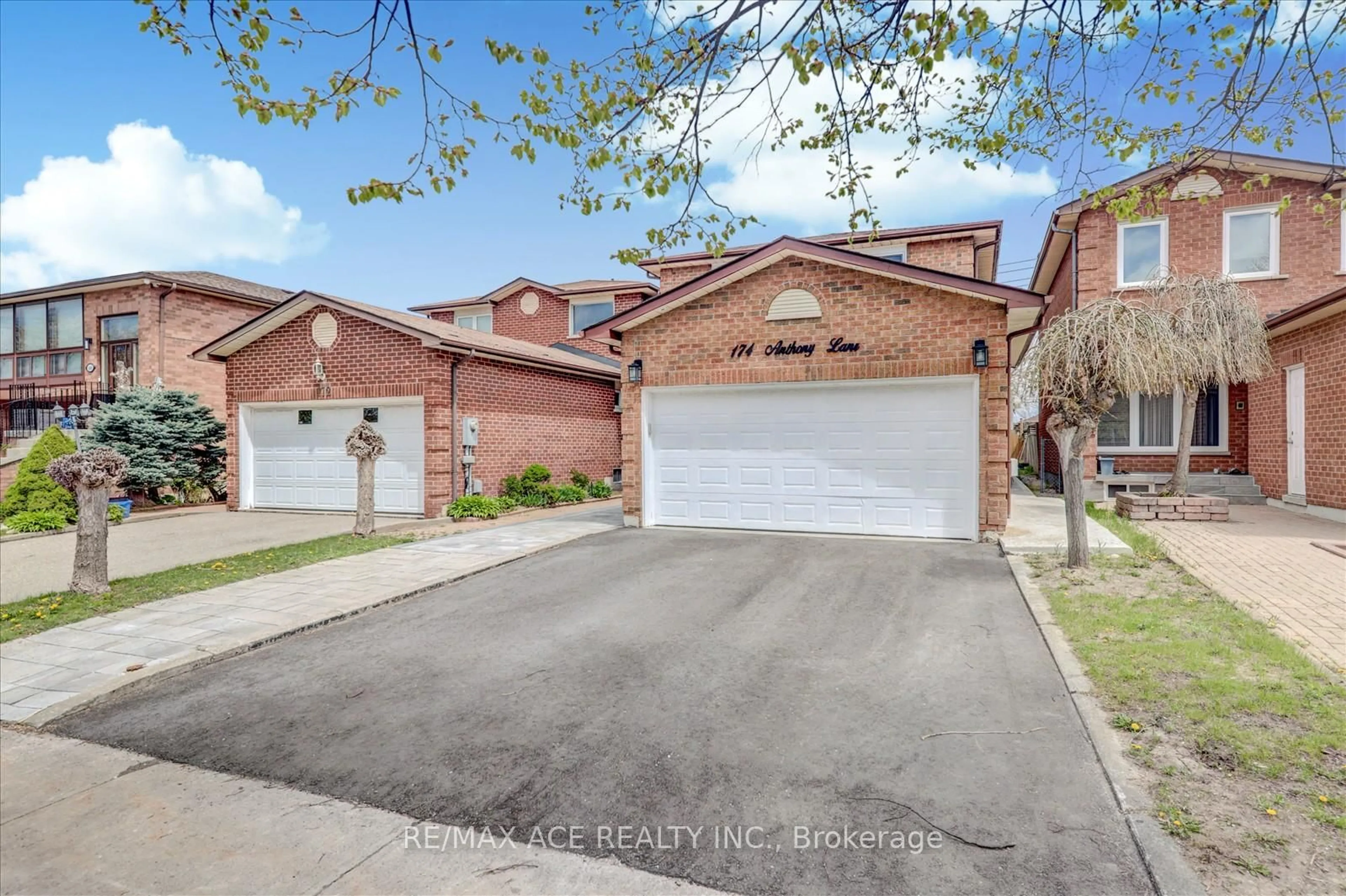 Unknown for 174 Anthony Lane, Vaughan Ontario L4K 3K6