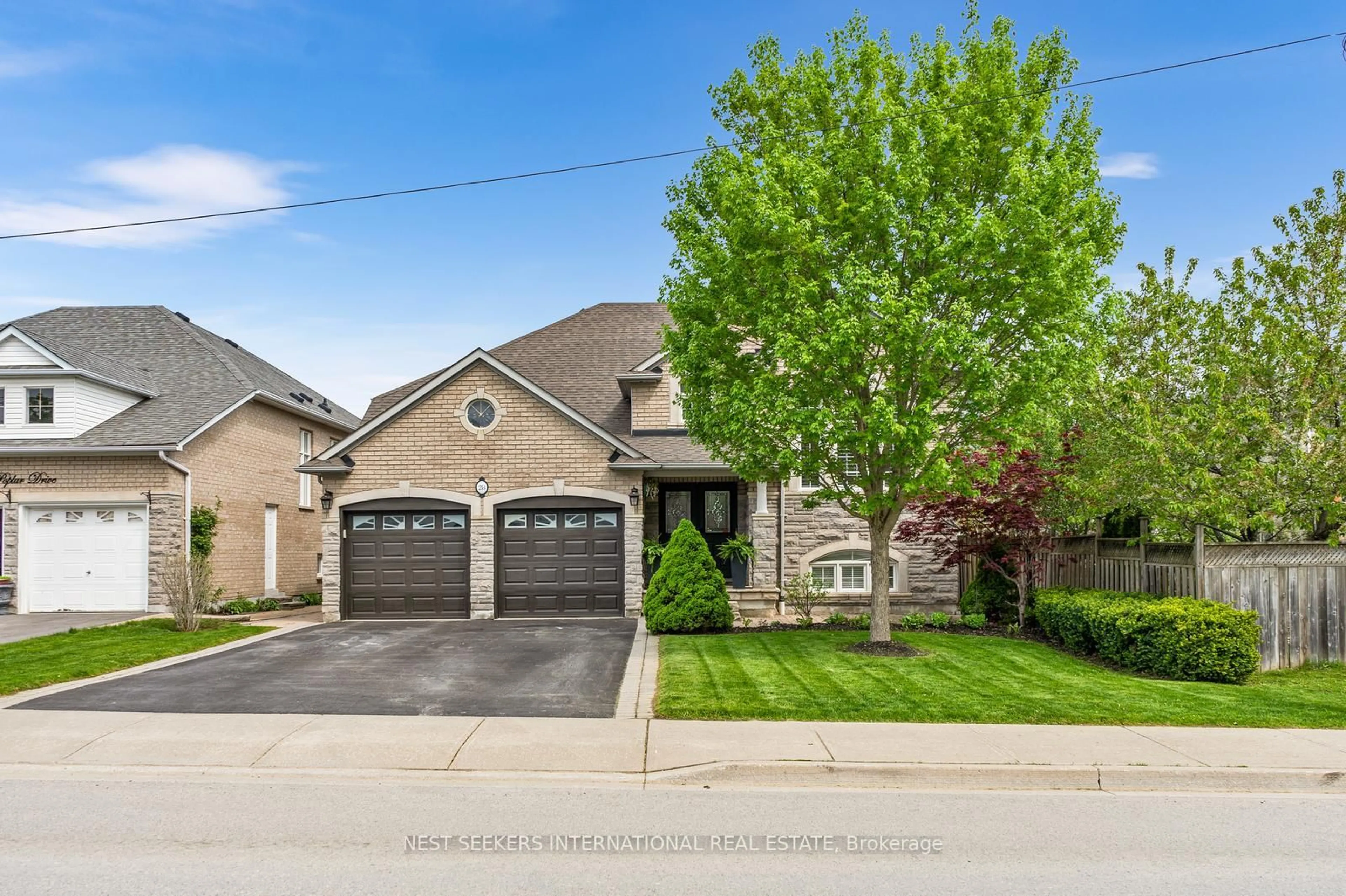 Home with brick exterior material, street for 28 Poplar Dr, Richmond Hill Ontario L4E 2Y4