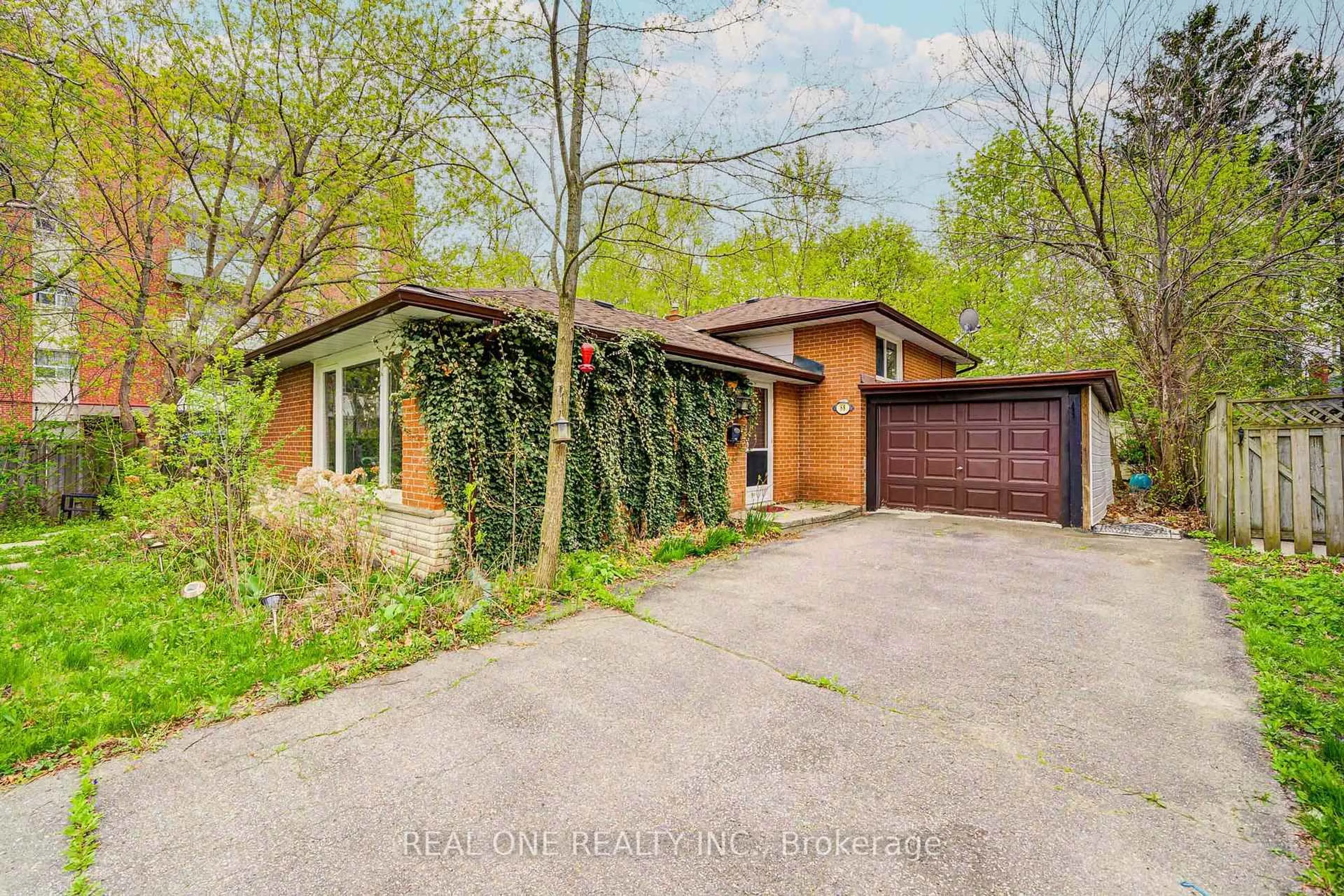 Unknown for 68 Laverock Ave, Richmond Hill Ontario L4C 4J4