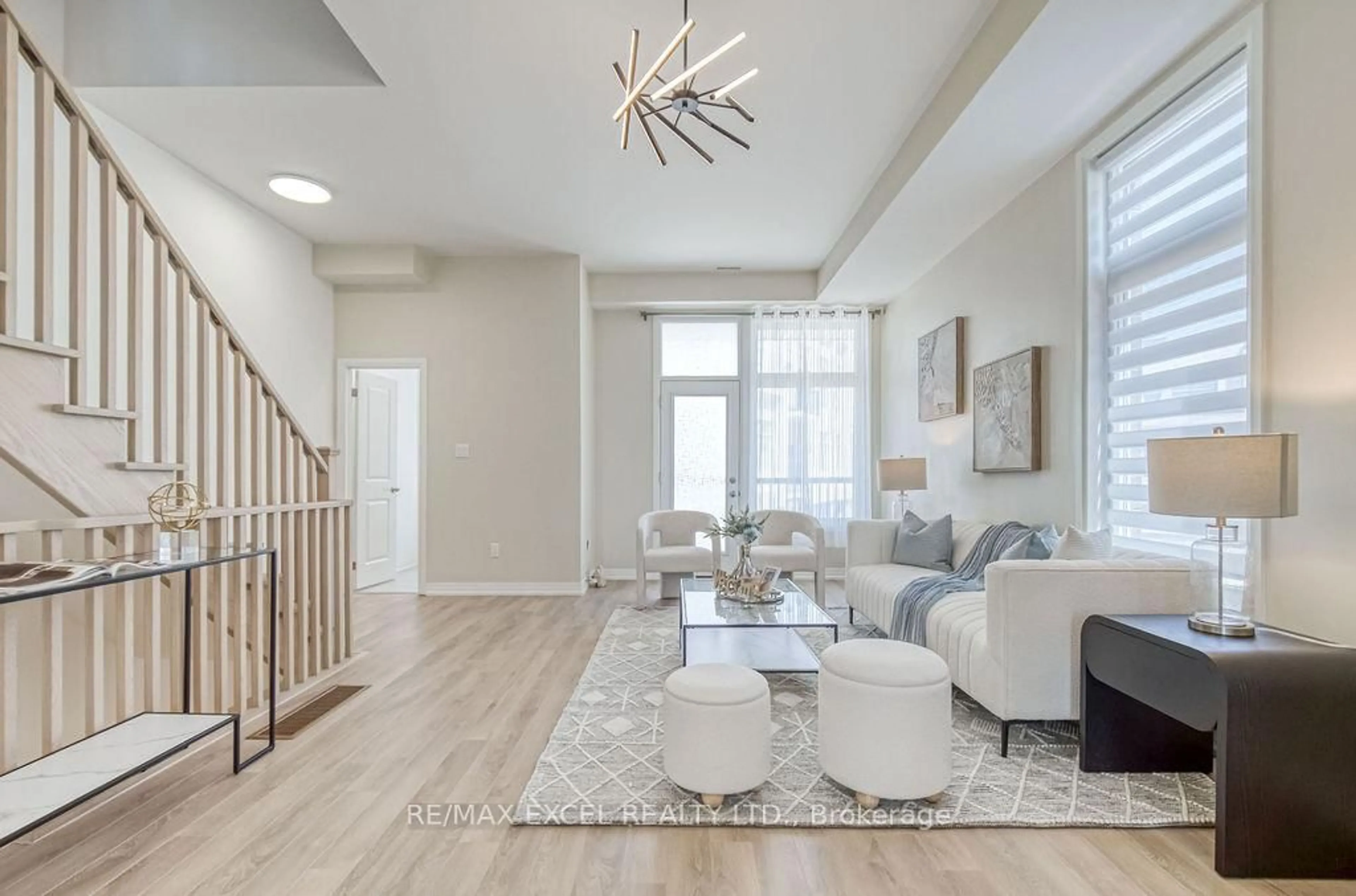 Living room with furniture, unknown for 33 Albert Firman Lane, Markham Ontario L6C 3B5