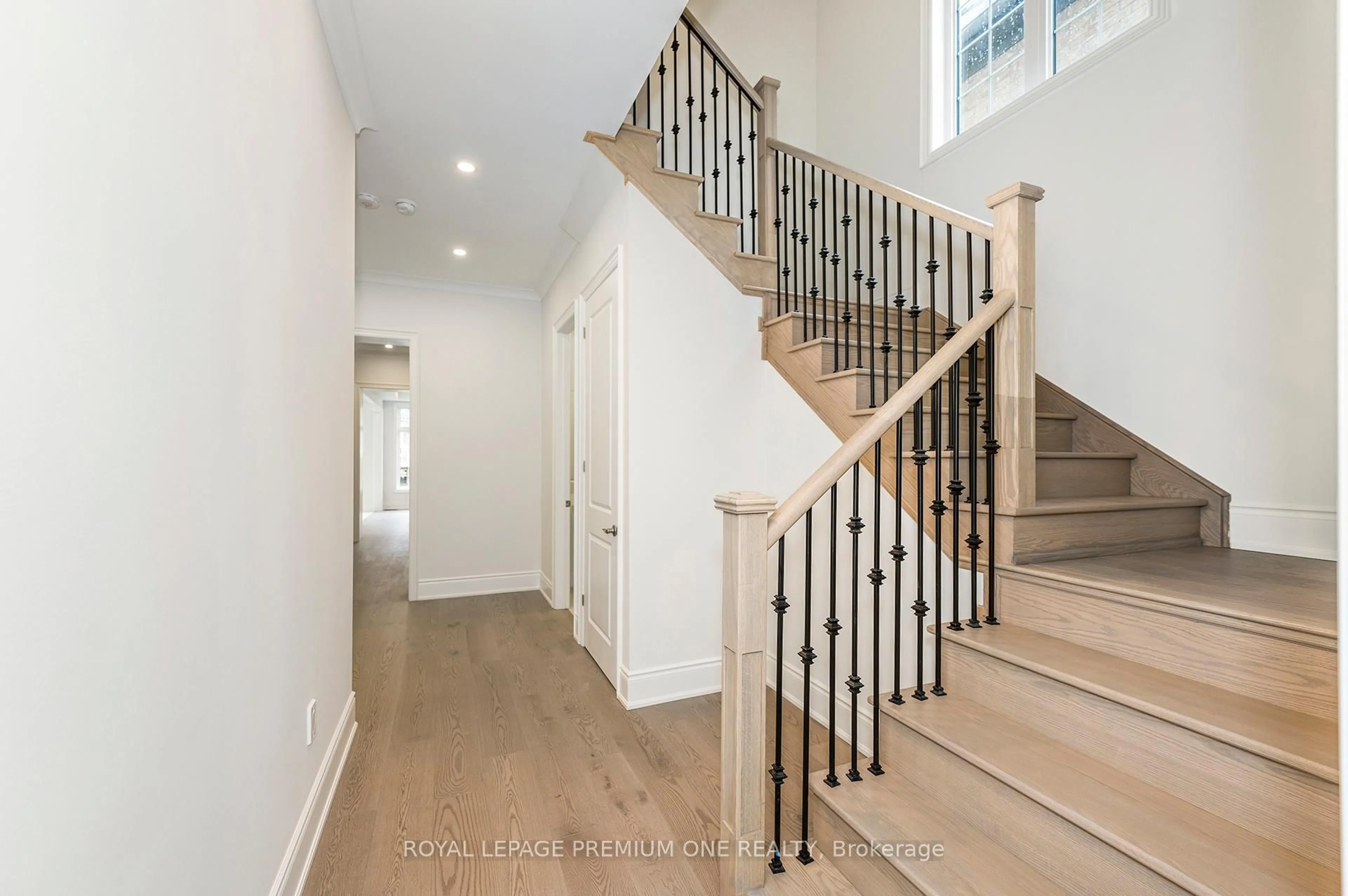 Unknown for 137 Timber Creek Blvd, Vaughan Ontario L4H 3X8