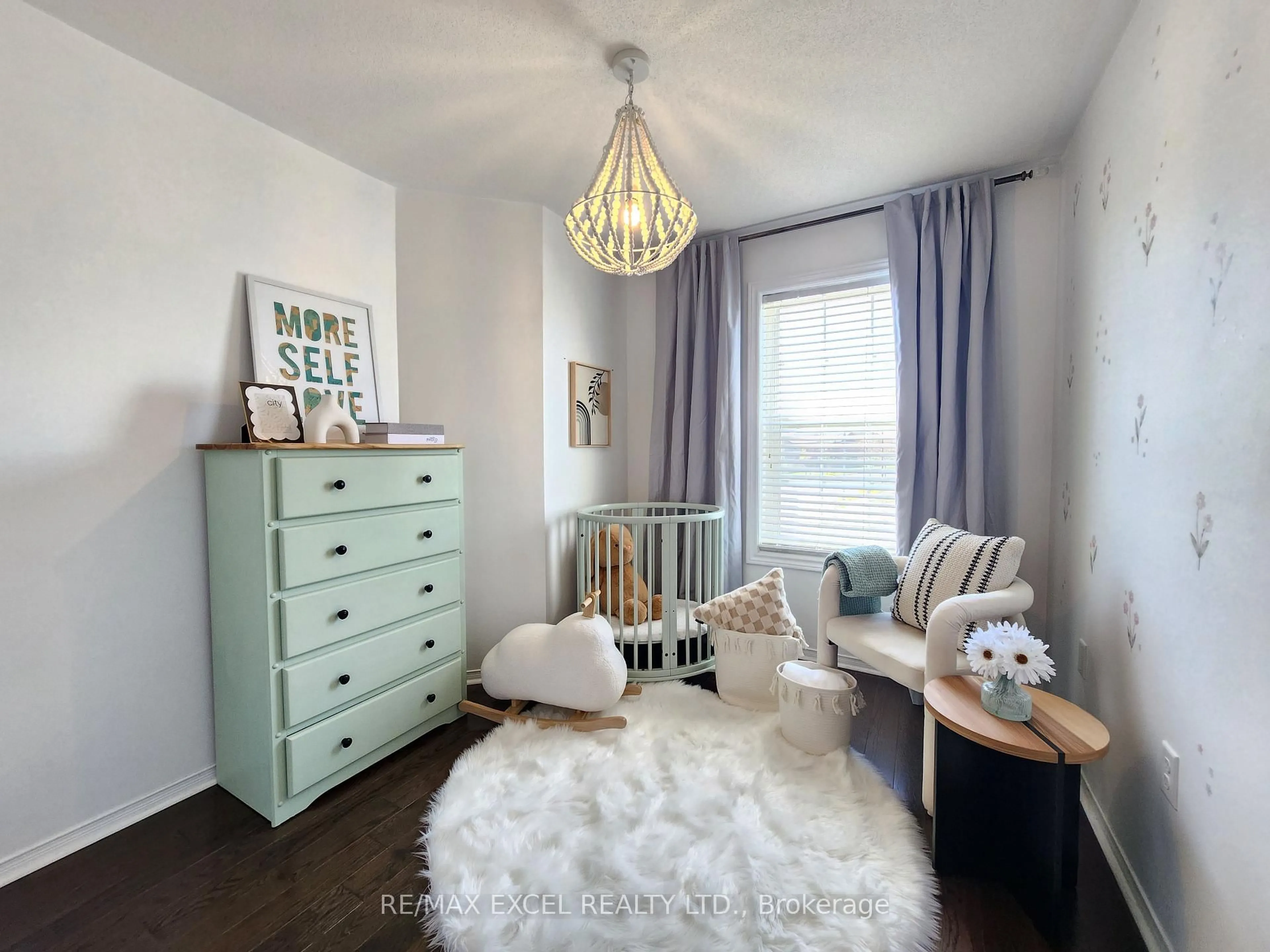 A pic of a room for 10327 Woodbine Ave, Markham Ontario L6C 0J7
