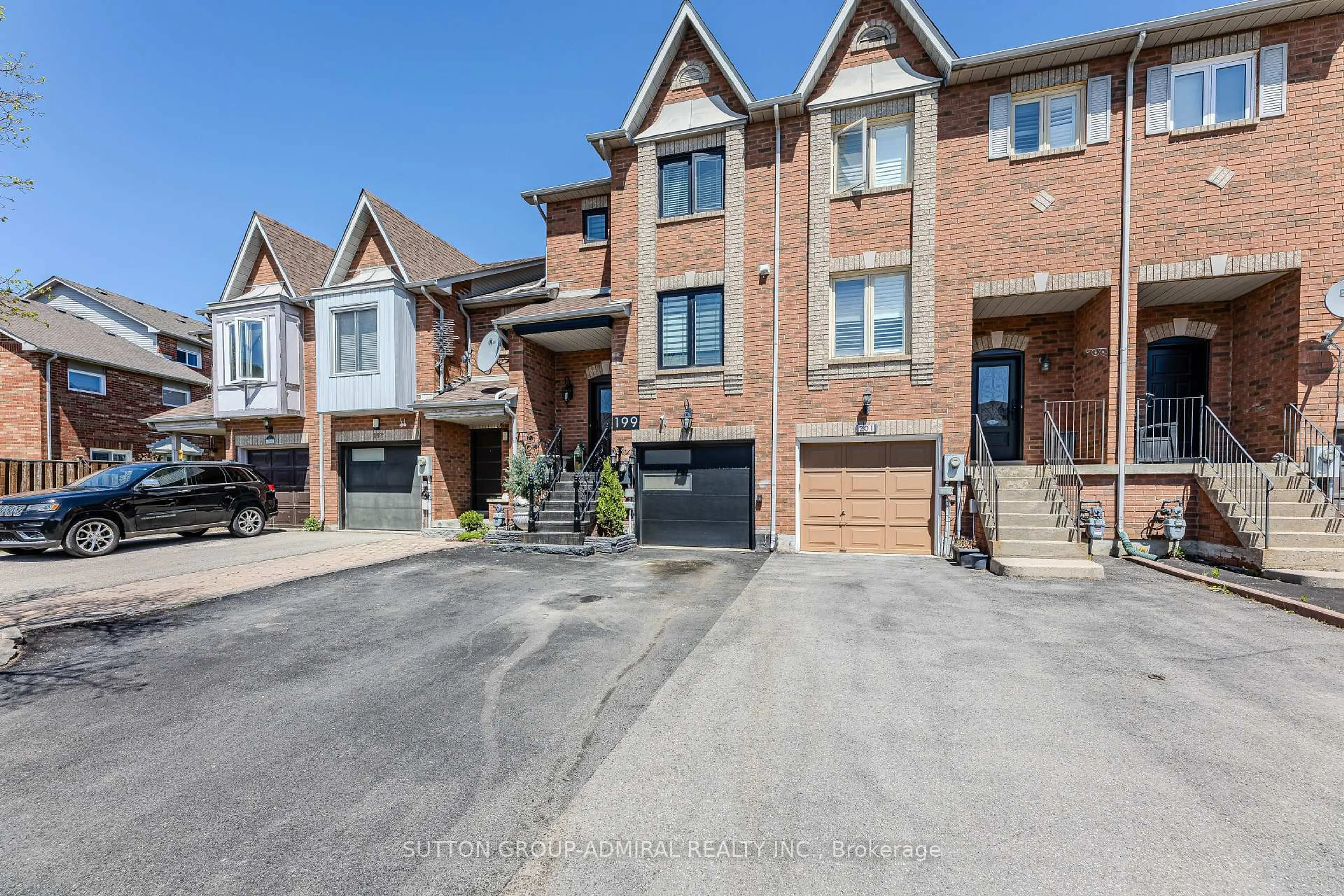 Home with brick exterior material, street for 199 Kelso Cres, Vaughan Ontario L6A 2C9